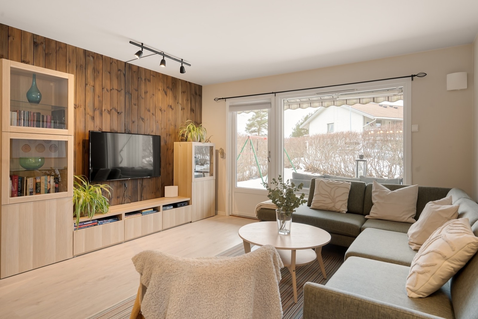 Leiligheten er modernisert fra 2019 til 2025 Galleribilde