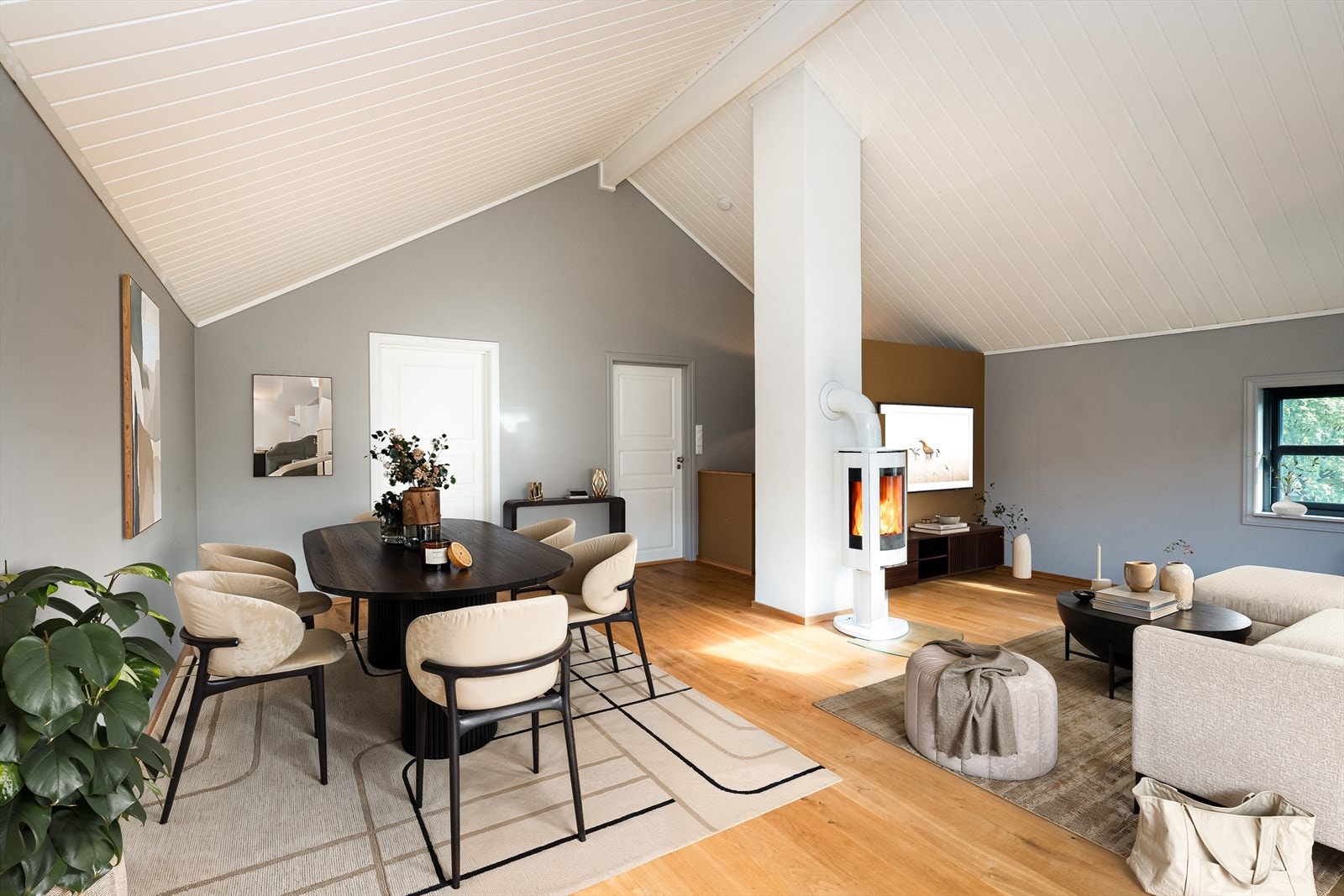 (Digital møblering, kun en illustrasjon) Galleribilde