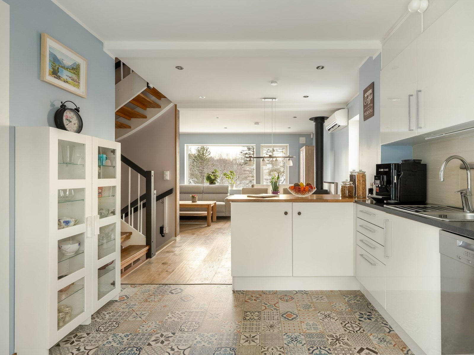 På kjøkkenet er det også etablert automatisk lekkasjesikring. Galleribilde