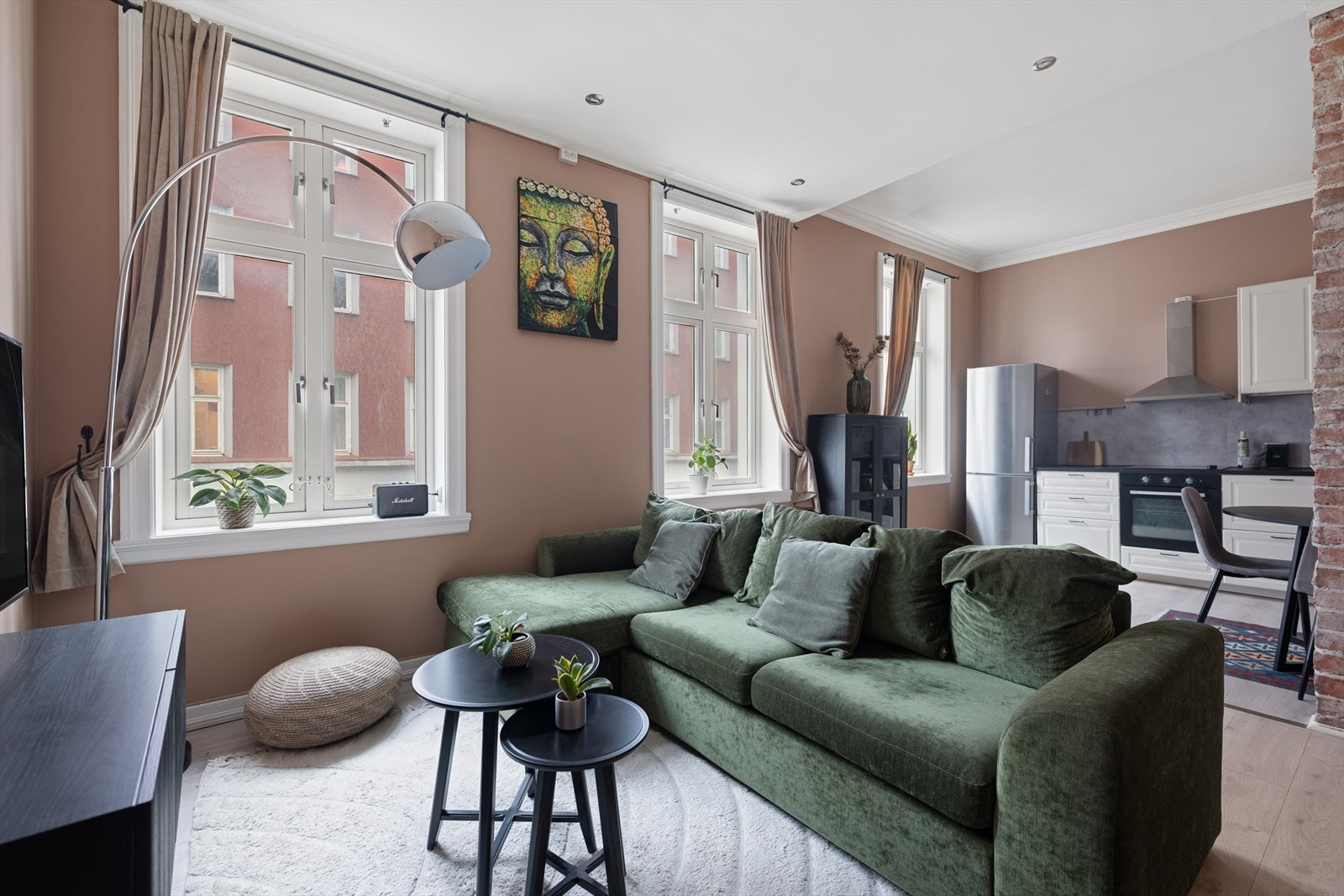 Henrik Holten Riste (47 97 25 50) v/ DNB Eiendom har gleden å presentere Thorvald Meyers gate 44A! Galleribilde