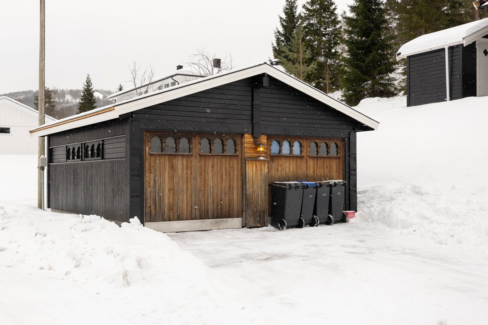 Dobbelgarasje. Galleribilde