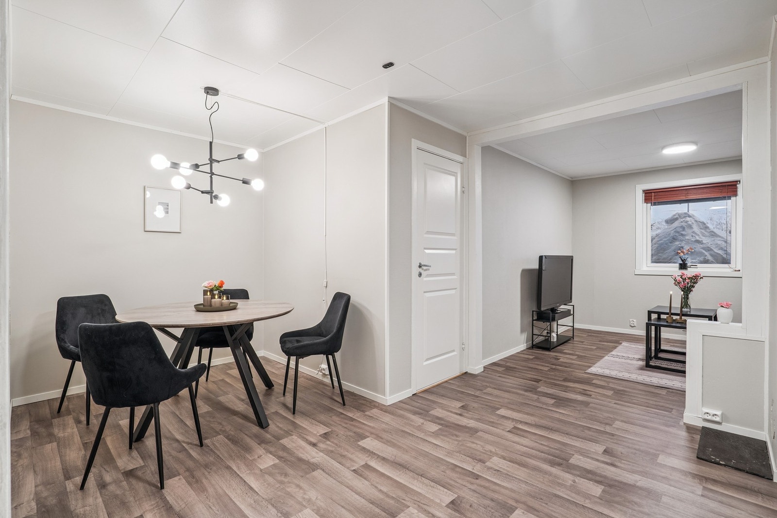 Koselig spiseplass. Galleribilde