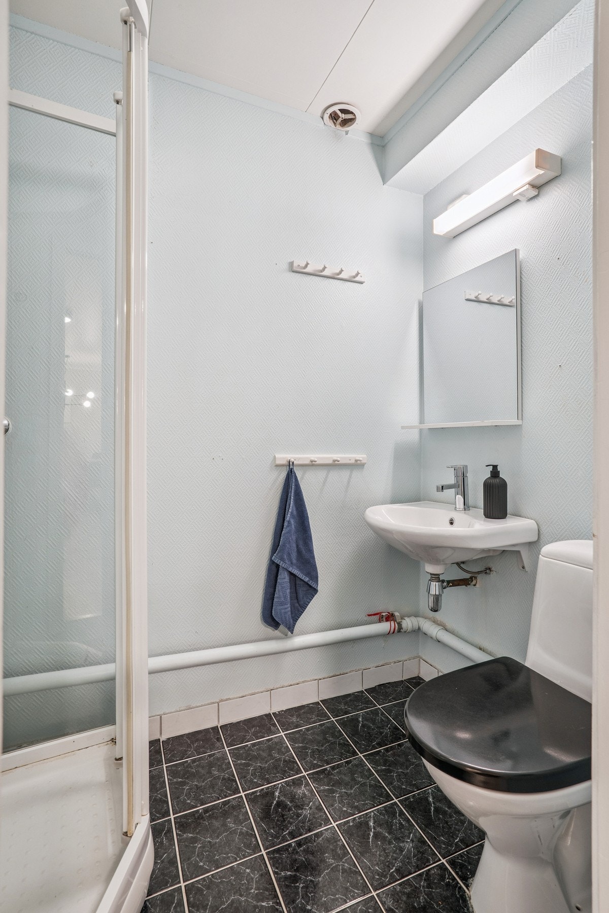 Badet er smart innredet med gode løsninger. Galleribilde