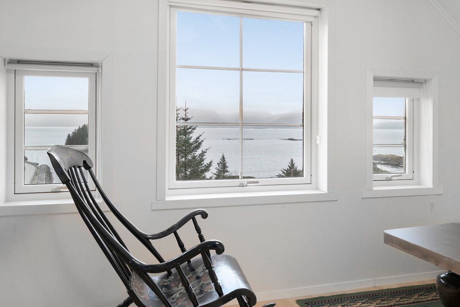 Fin utsikt fra loftstue Galleribilde