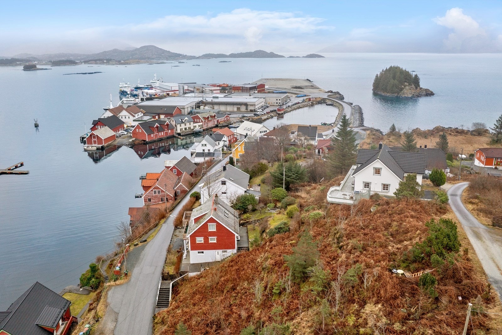 Det er flott utsikt fra eiendommen. Galleribilde