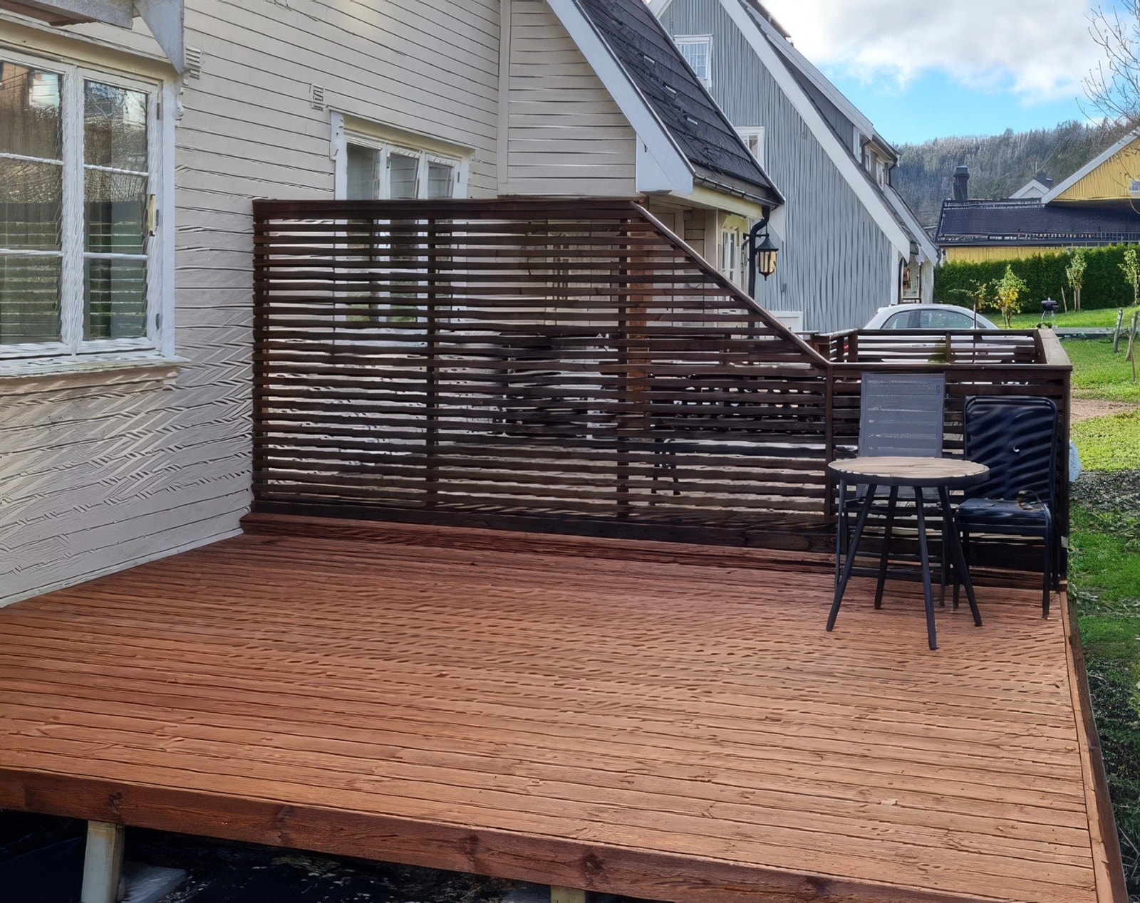 Selgers private bilde som viser ny terrasseplatting Galleribilde