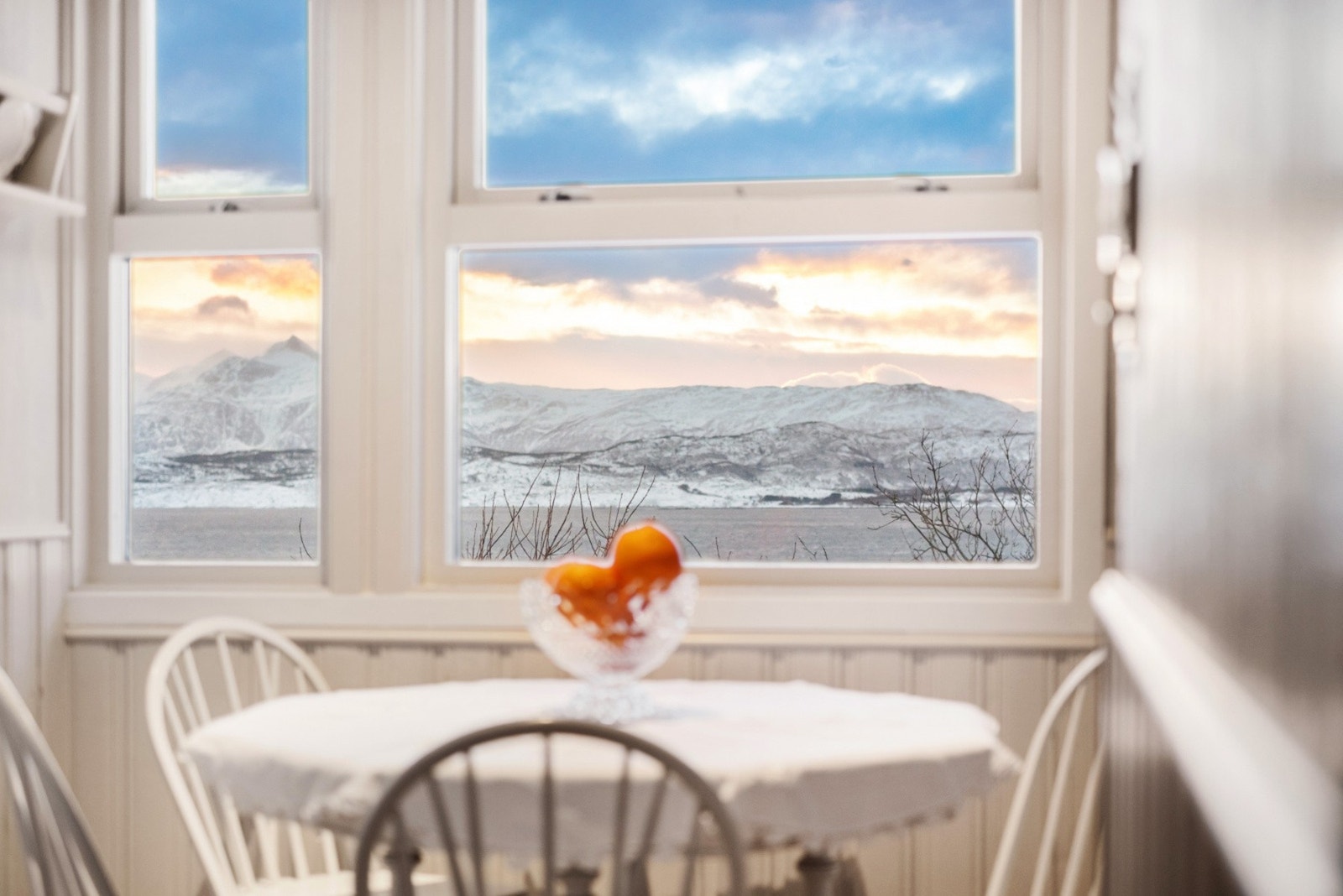 Også fra kjøkkenet er det flott utsikt. Galleribilde