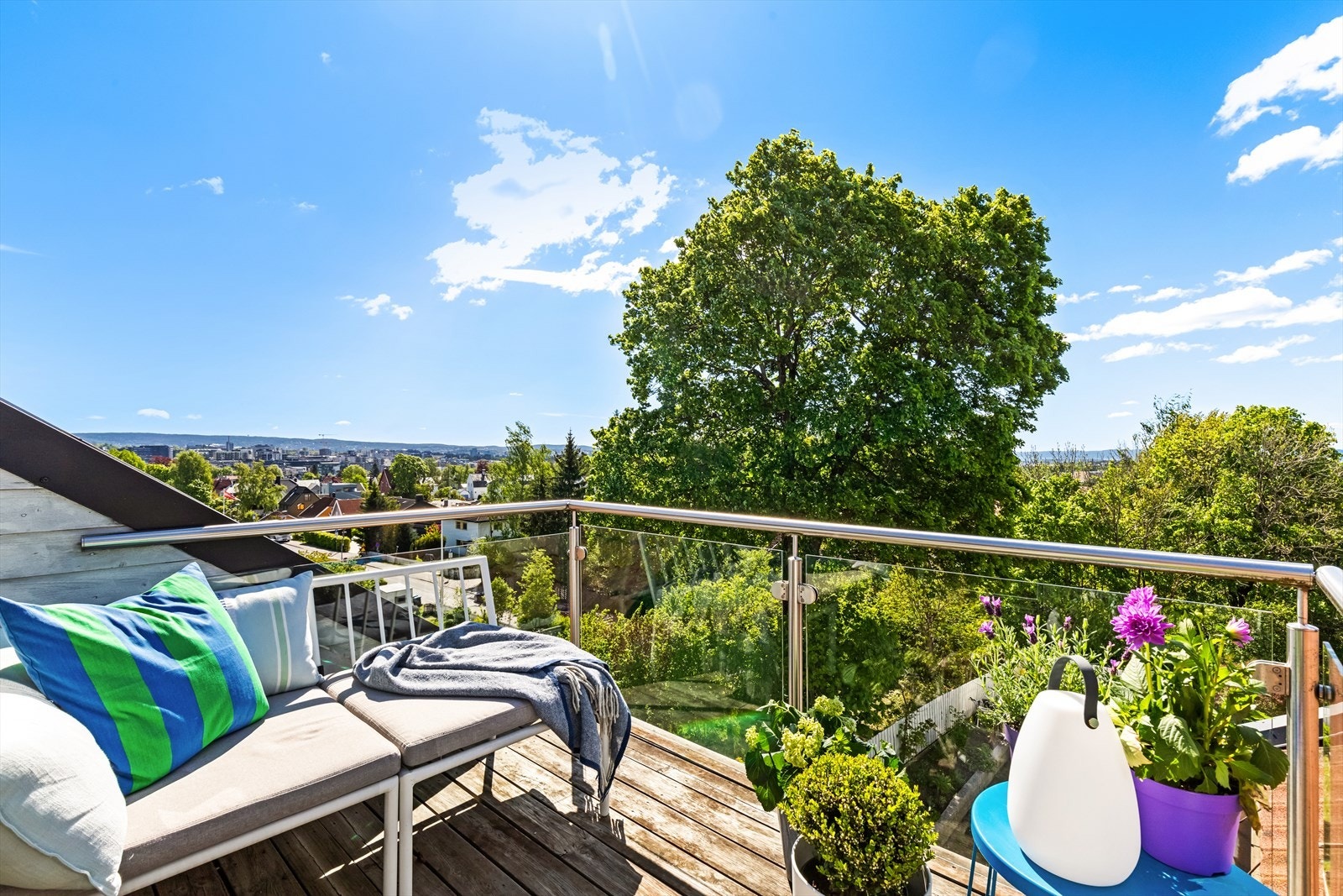 En svært innholdsrik halvpart av tomannsbolig med en etterspurt beliggenhet på Tåsen Galleribilde