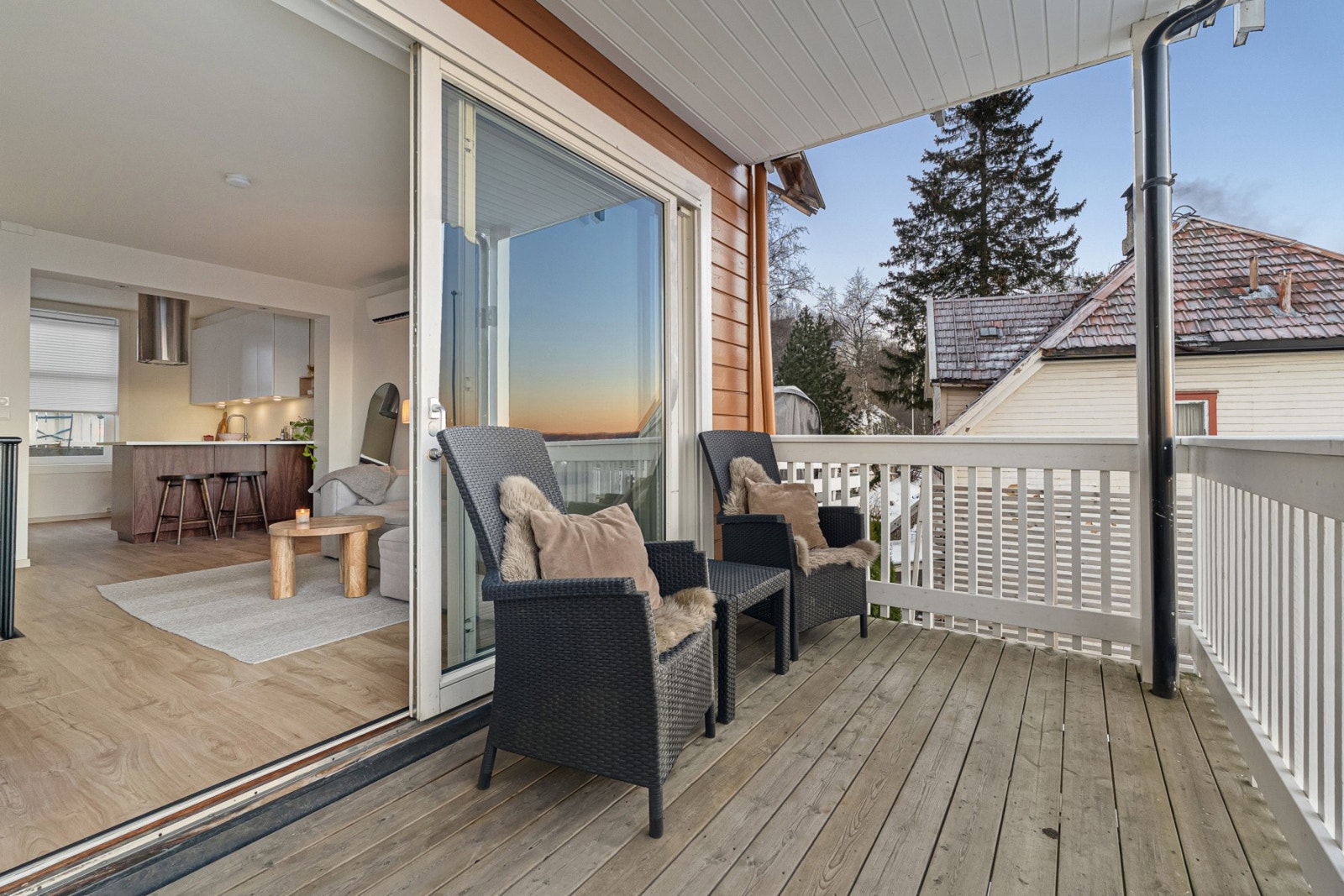 Fra stuen har man utgang til en egen balkong. Galleribilde