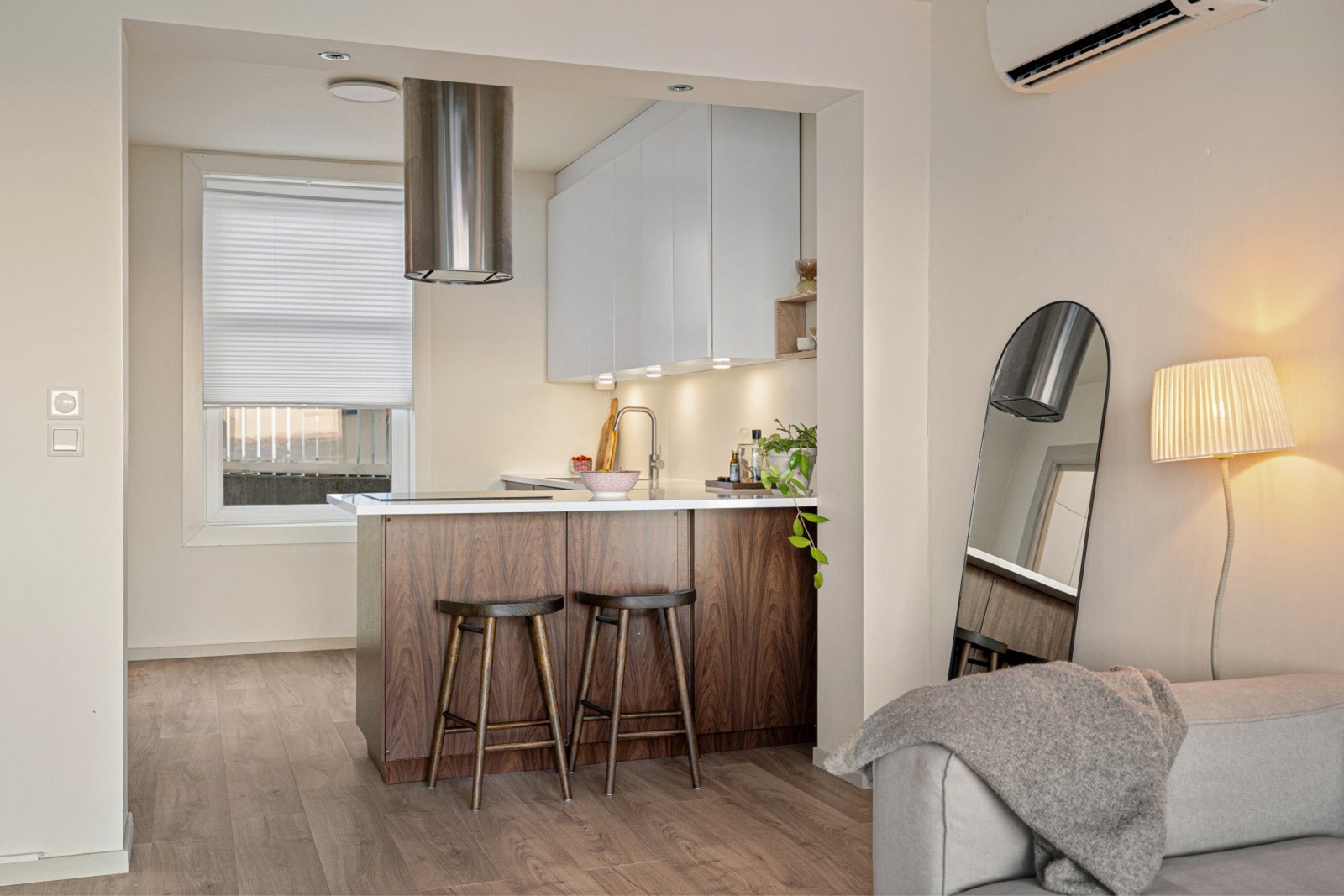 Her finner man også plass til en spiseseksjon for raske måltider i hverdagen. Galleribilde