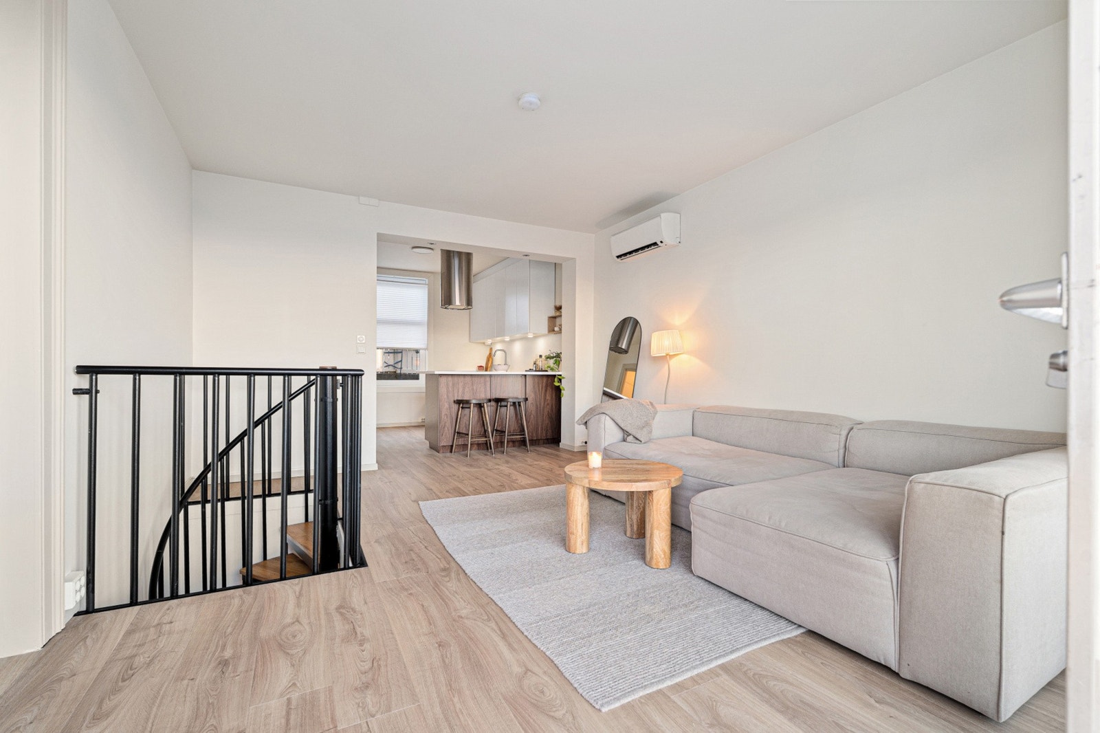 Varmepumpen gir en behagelig og jevn temperatur gjennom hele året og er et energisparende oppvarmingsalternativ. Galleribilde