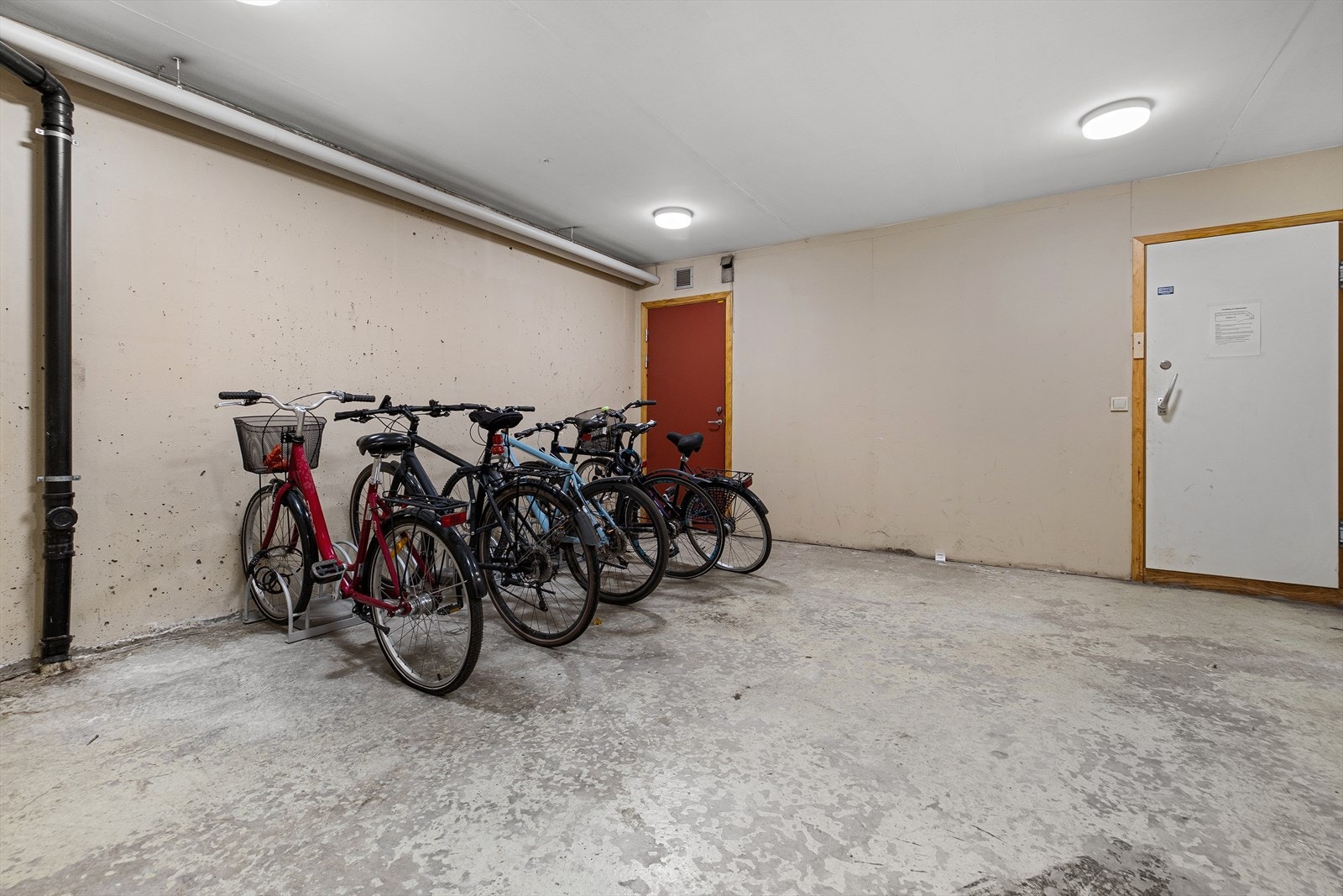 Det er felles sykkelbod i borettslaget. Galleribilde