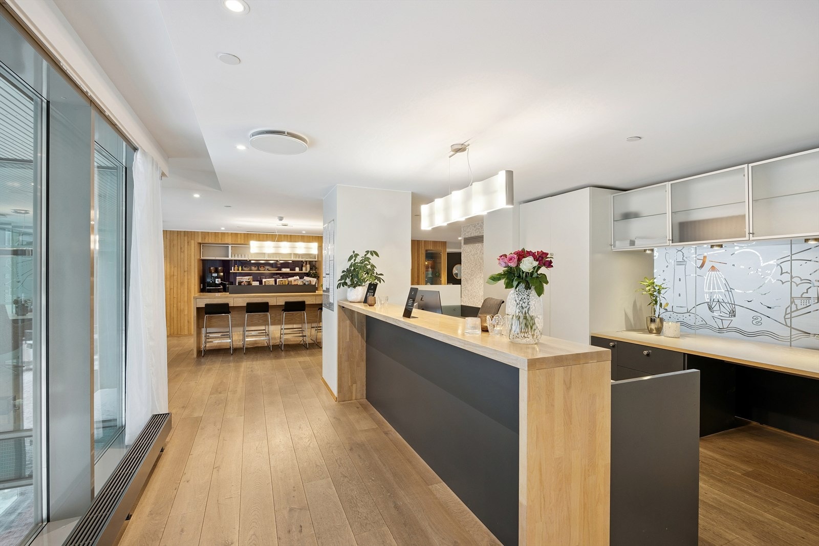 Pluss-konseptet / Tjuvholmen Servicesameie-leilighet har du tilgang til et bemannet servicesenter med lounge m.m. Galleribilde