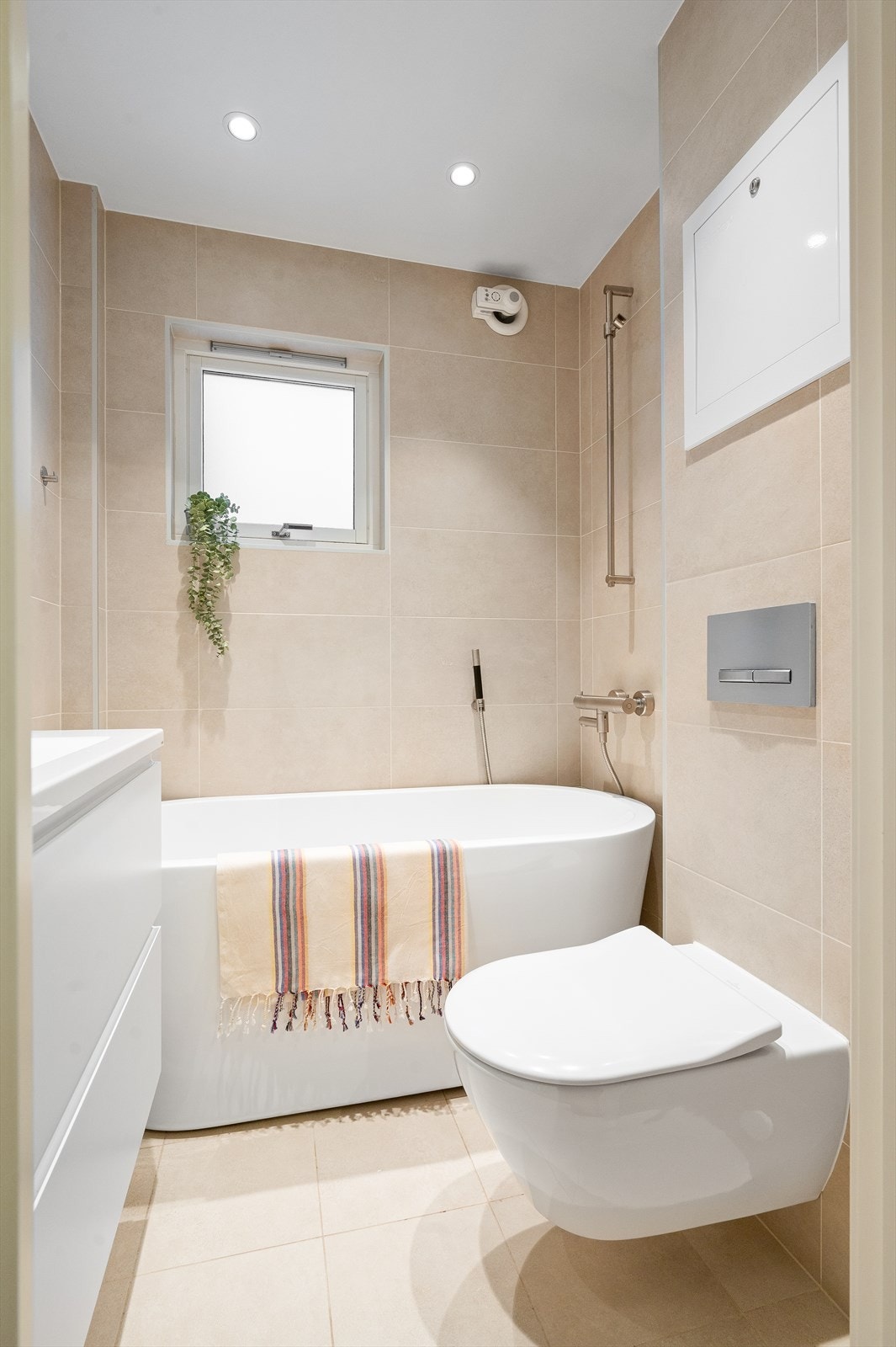 Badetkaret står løst og kan således lett tas ut om ønskelig. Galleribilde