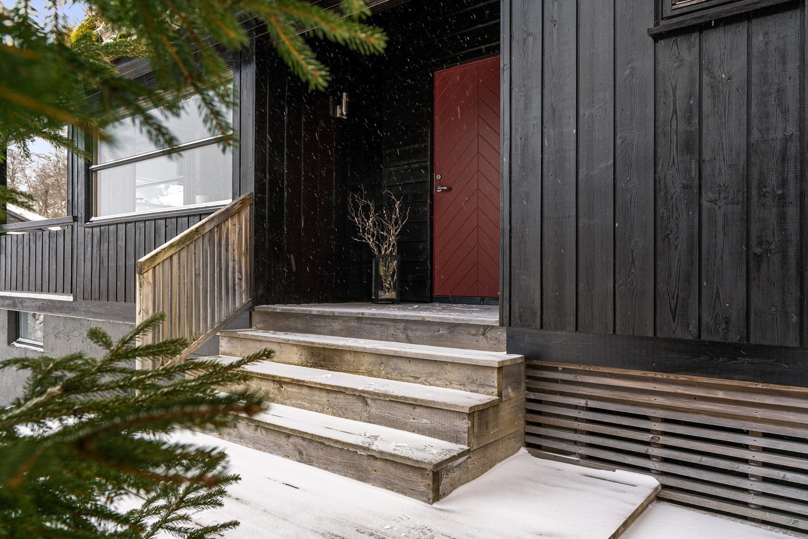 Overbygget inngangsparti. Galleribilde