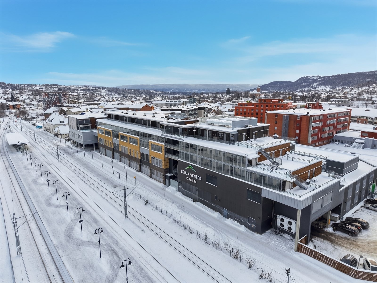 Togstasjonen er like i nærheten. Galleribilde