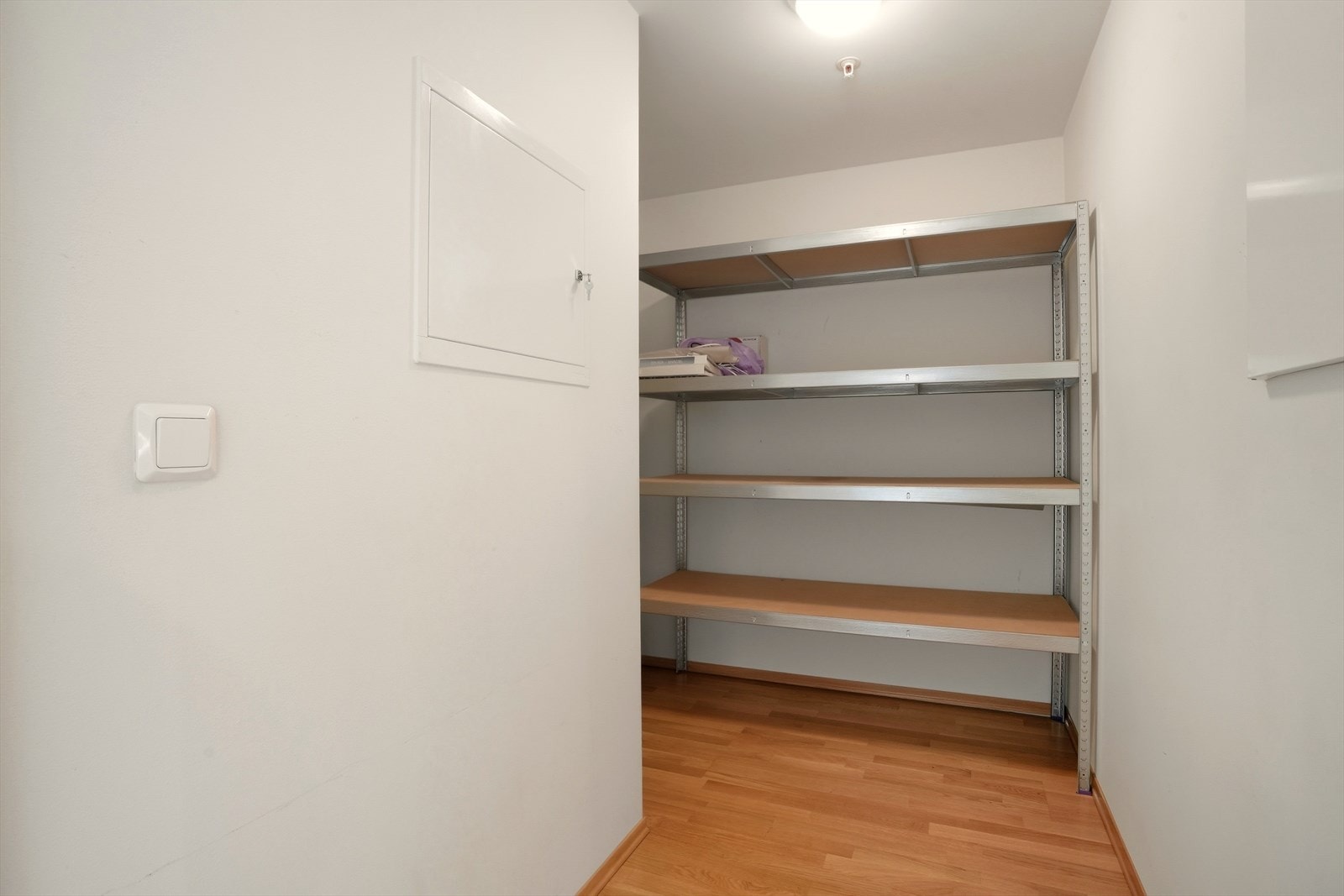 Praktisk innvendig bod. Galleribilde