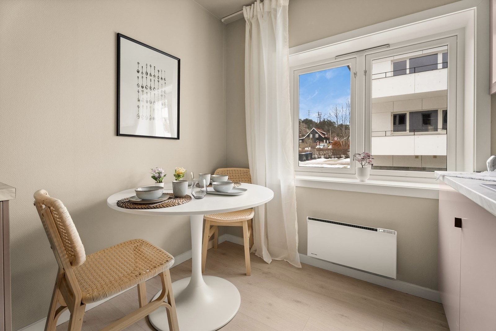 Her er det også plass til en praktisk frokostkrok. Galleribilde