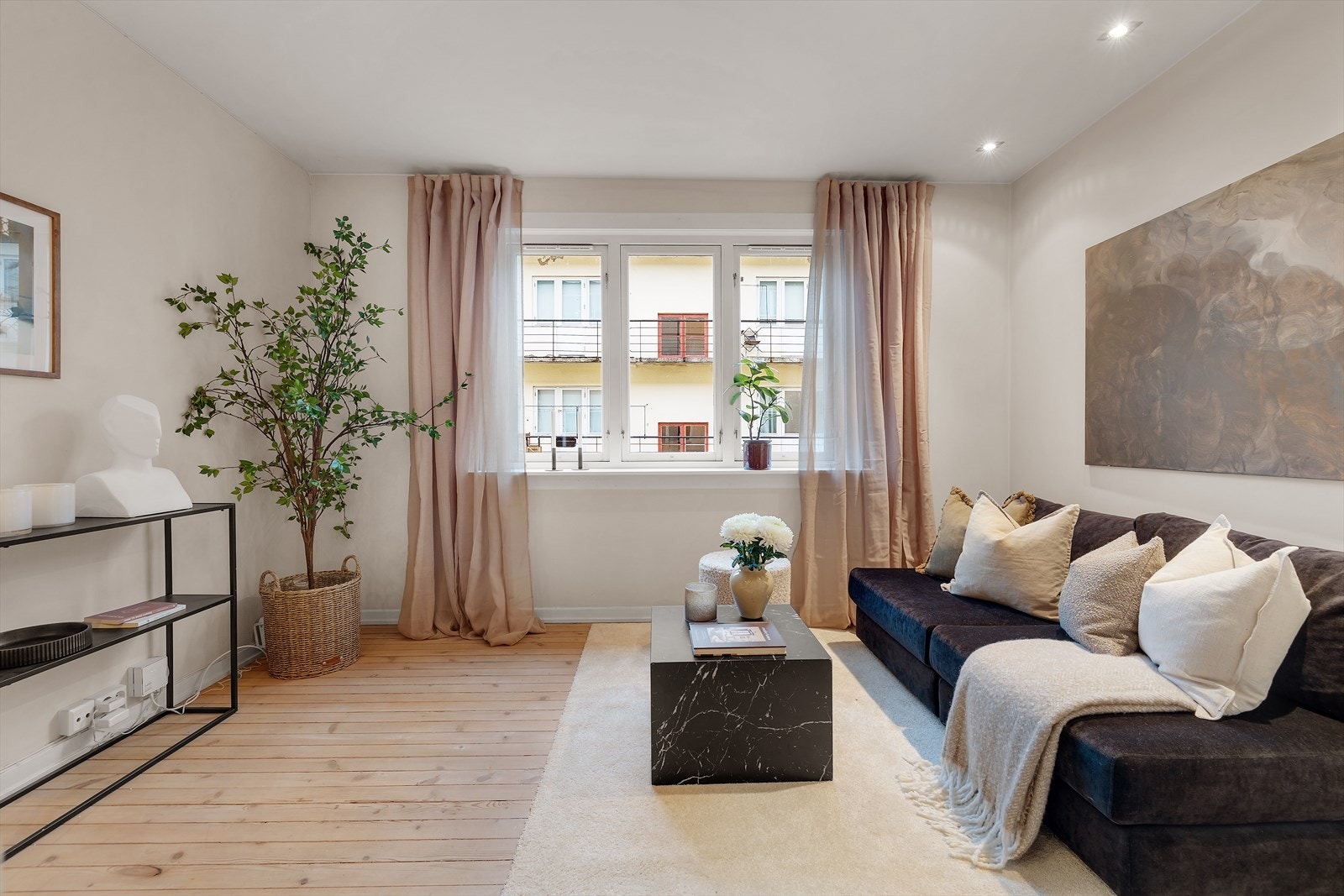 Velkommen til Vidars gate 4 - Innbydende og sjarmerende 1-roms med sovealkove! Galleribilde