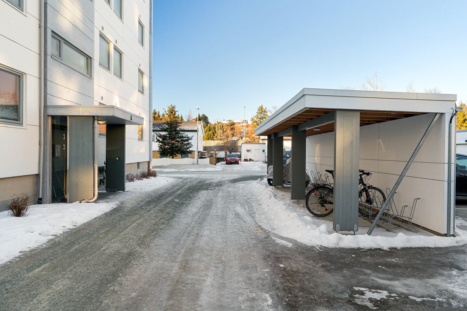 Det er muligheter for å leie garasje/parkeringsplass Galleribilde