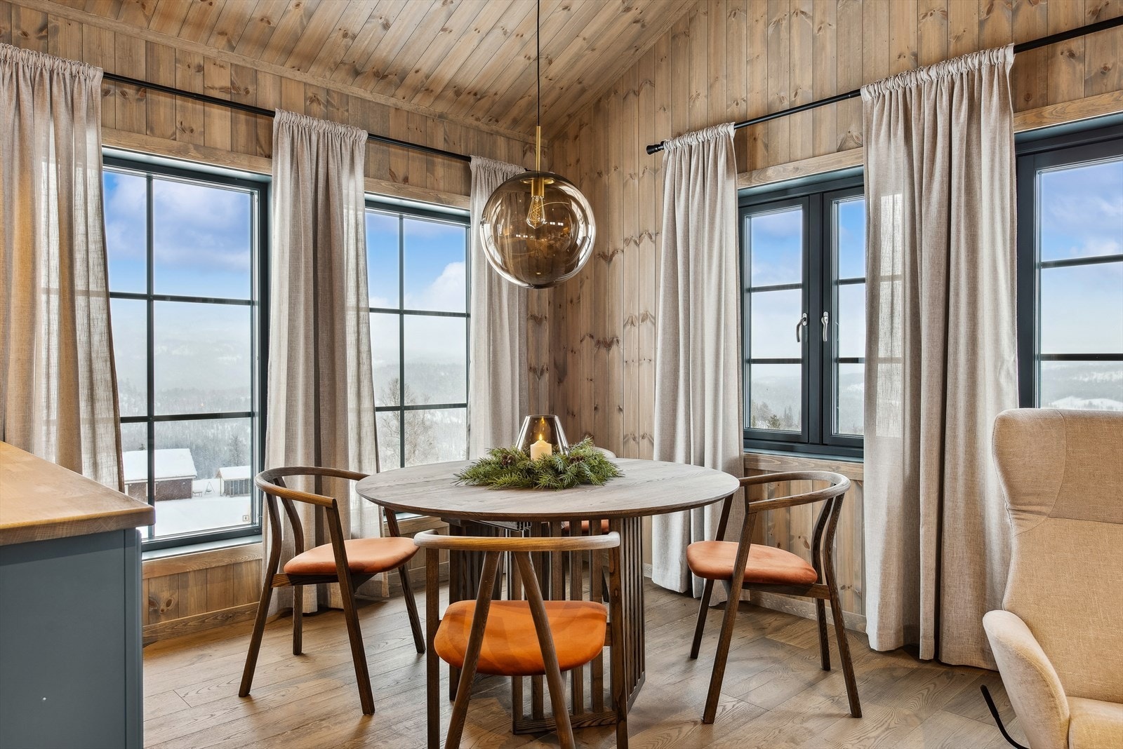 -Foto fra tilsvarende hyttemodell Galleribilde