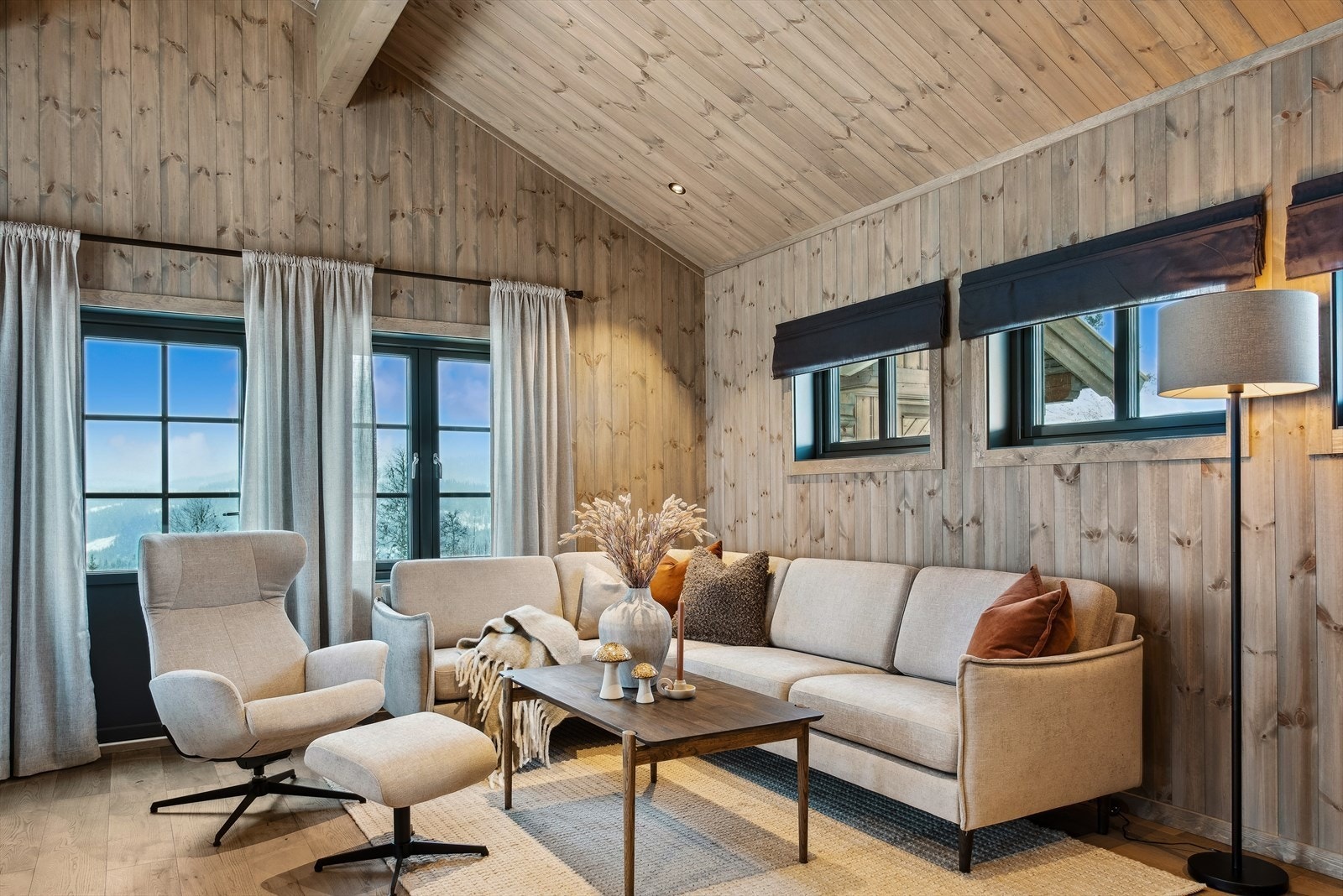 Stue, foto fra tilsvarende hyttemodell Galleribilde