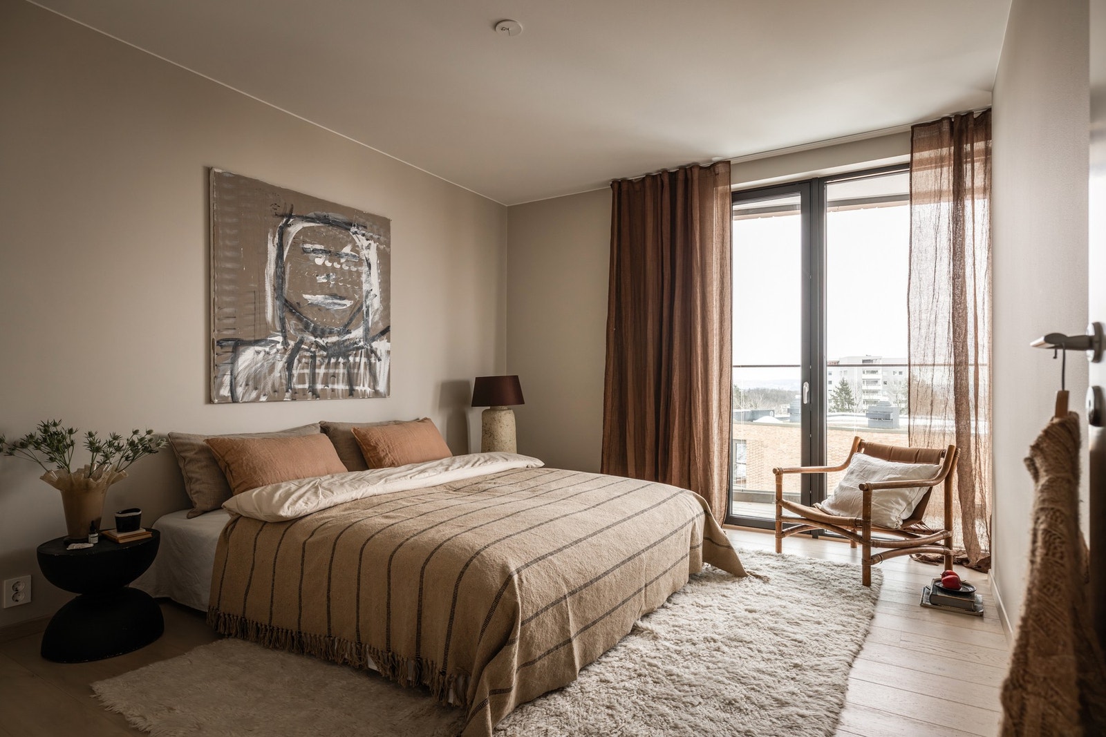 Det er ytterligere to gode soverom i leiligheten. Galleribilde