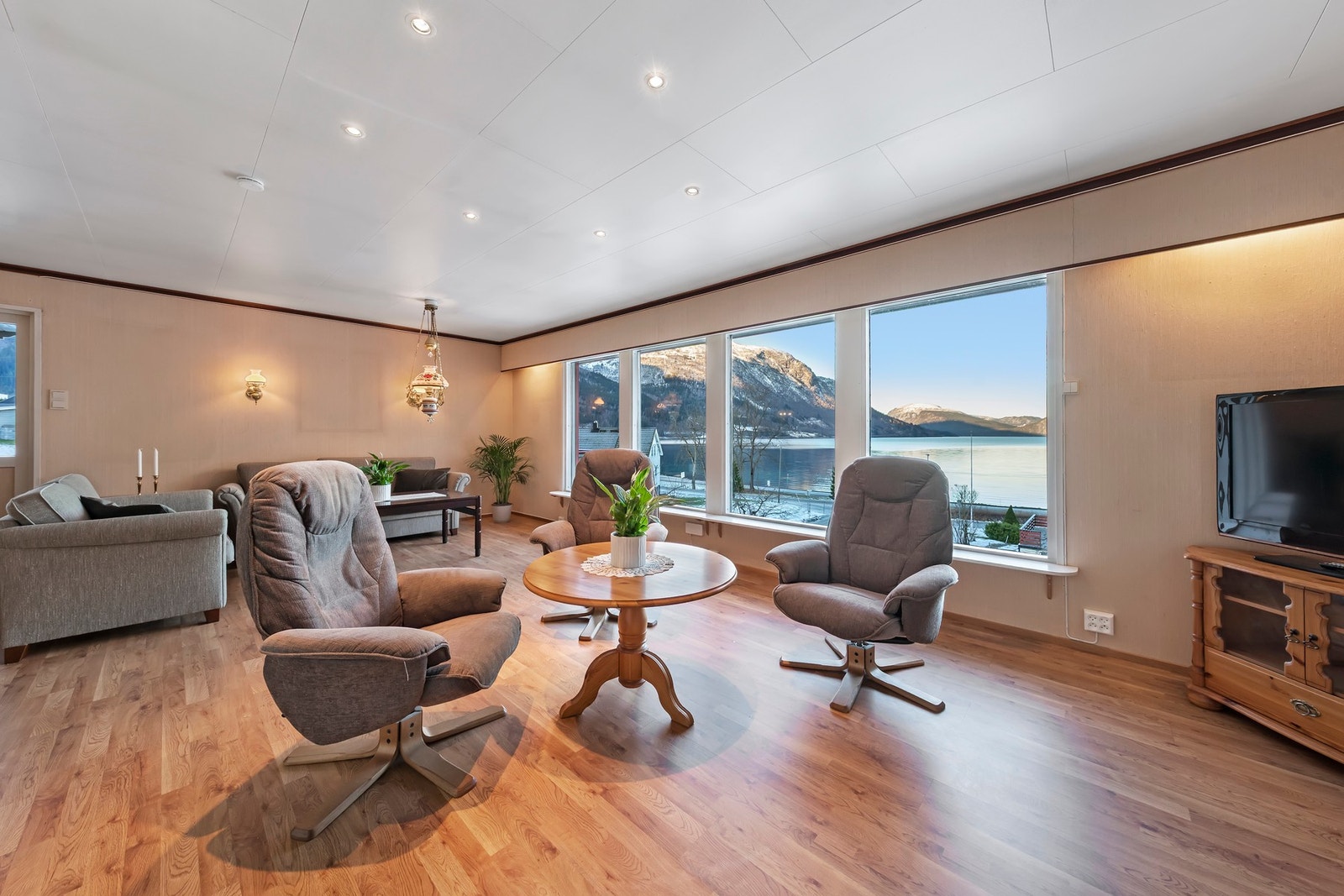 Stor stue Galleribilde