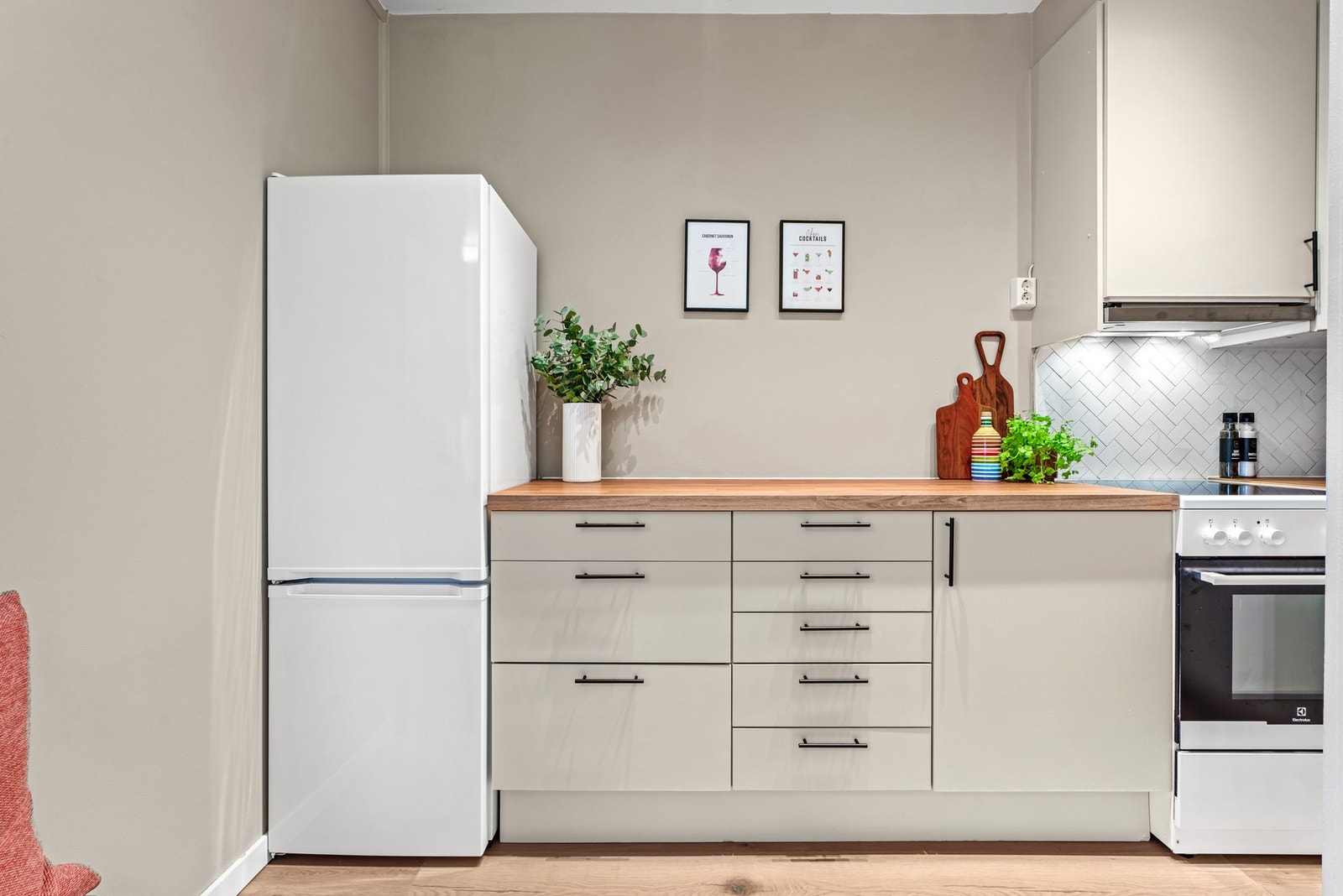 Alle hvitevarer på kjøkkenet medfølger Galleribilde