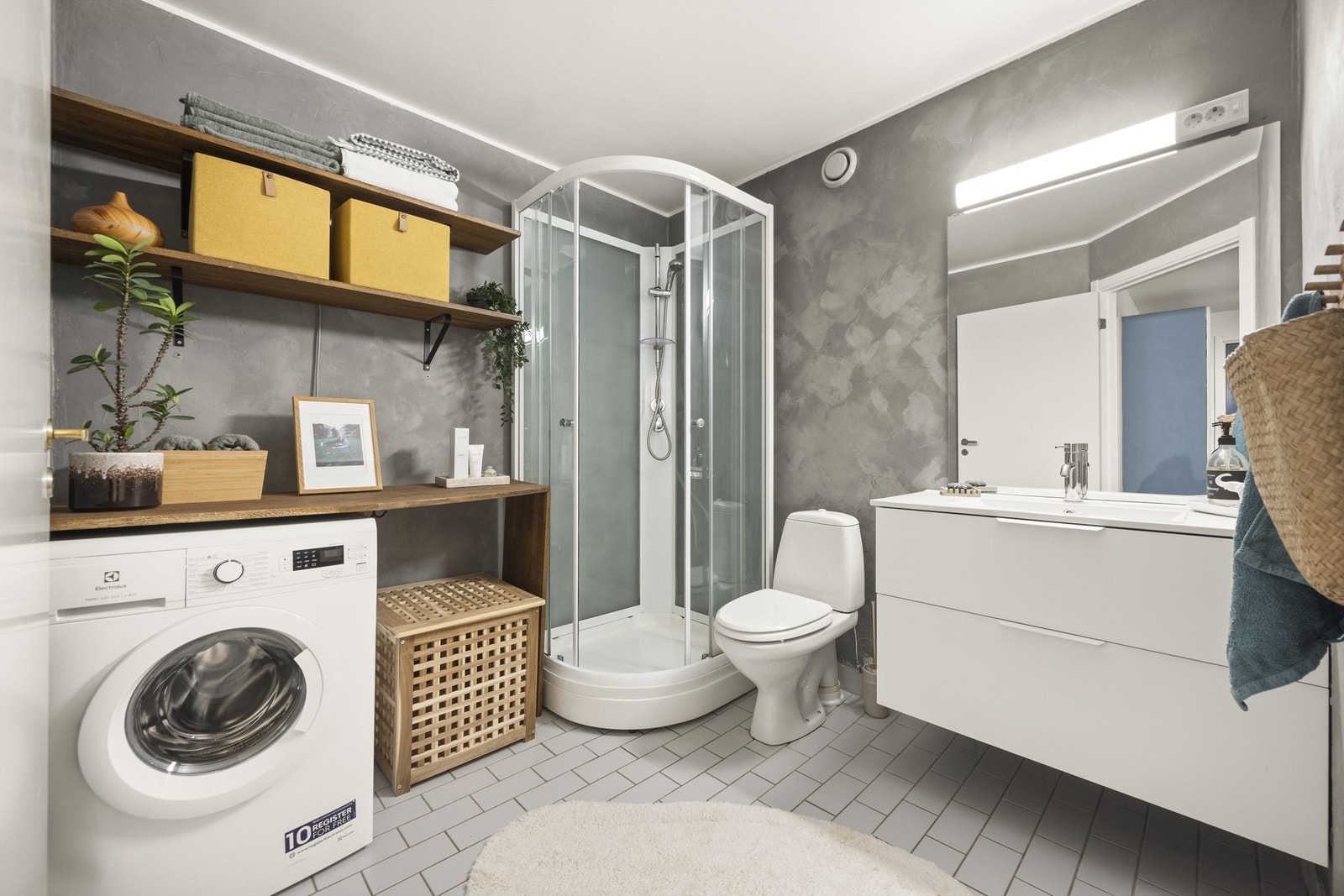 Flislagt bad med gulvvarme. Galleribilde