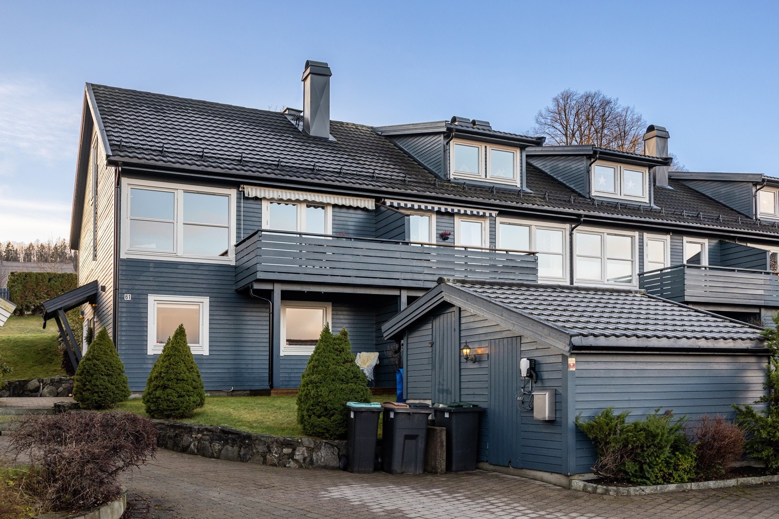 - Velkommen til Sirilia 61 - presentert av Eiendomsmegler MNEF / Partner Bjørnar Mikkelsen (tlf. 938 98 132) hos Schala &Partners - Galleribilde