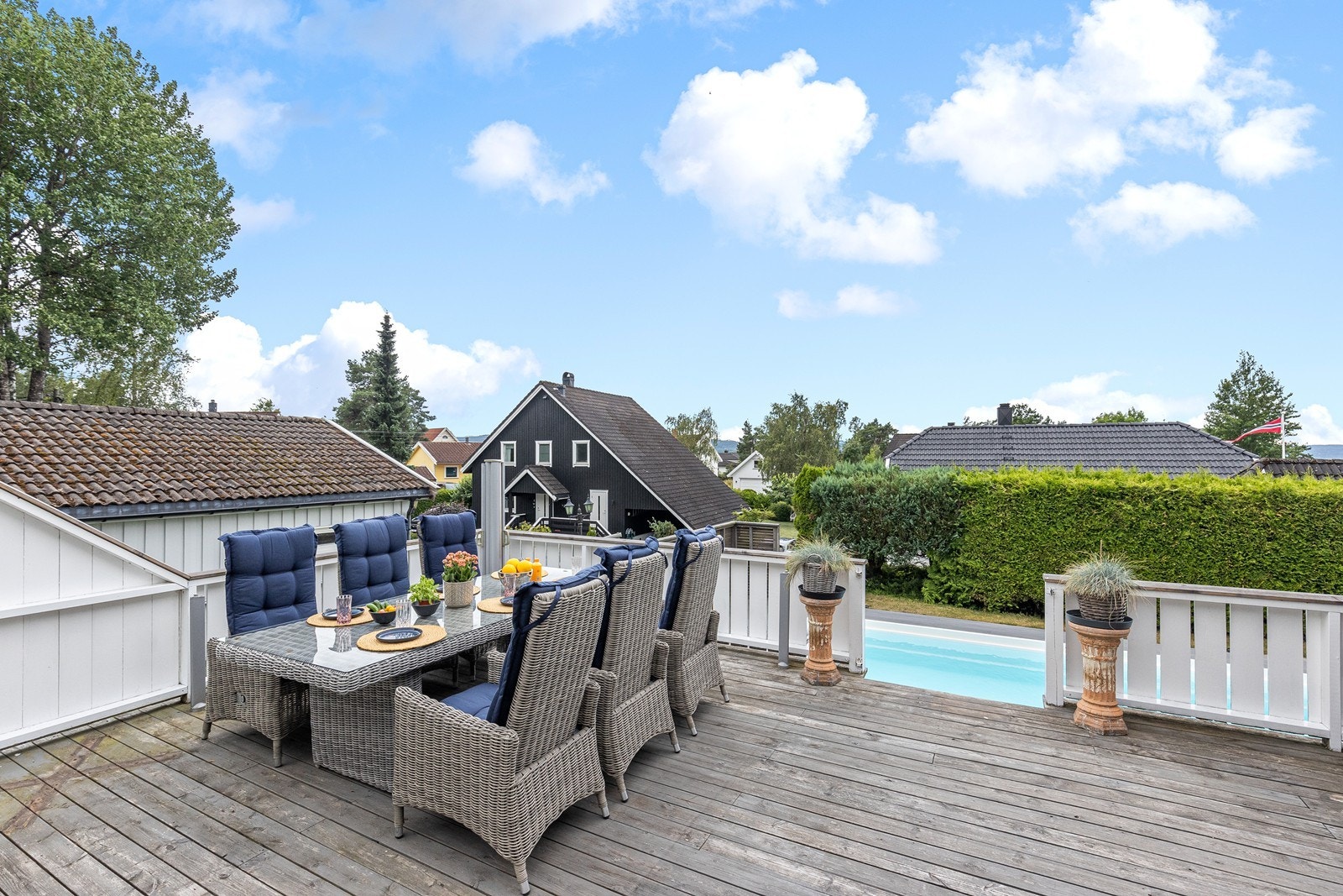 Sol fra morgen til ca 22:00 sommerstid Galleribilde