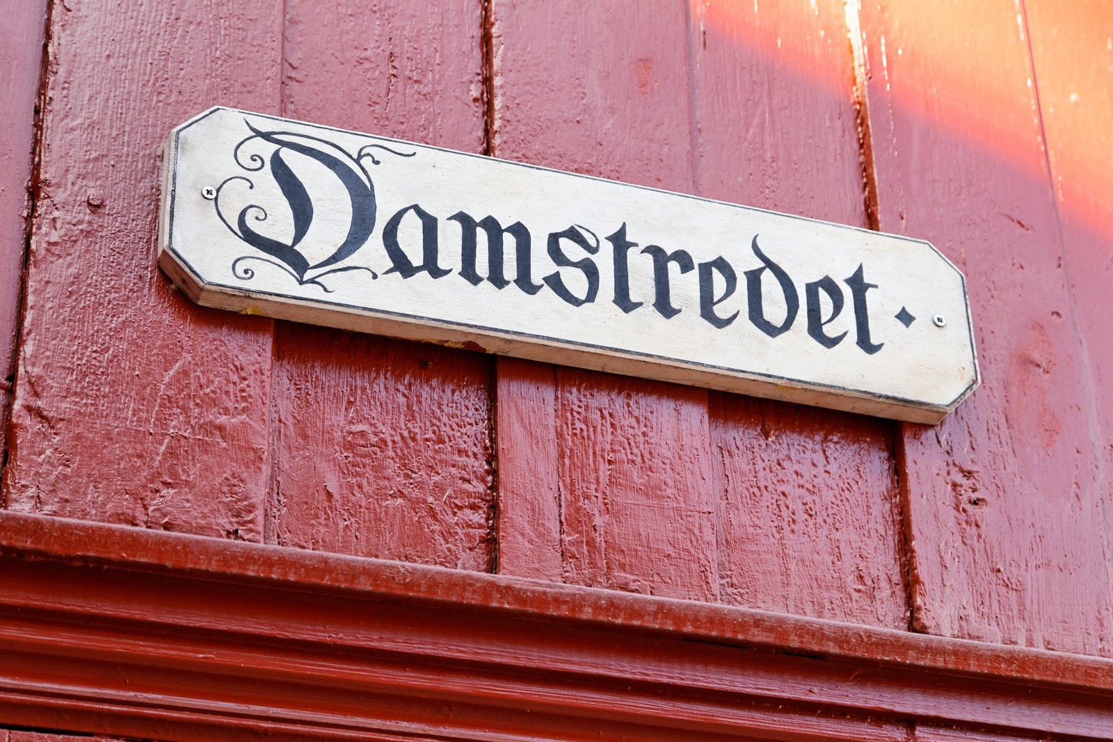 Kulturminnet, Damstredet. Fantastisk trehusbebyggelse. Galleribilde