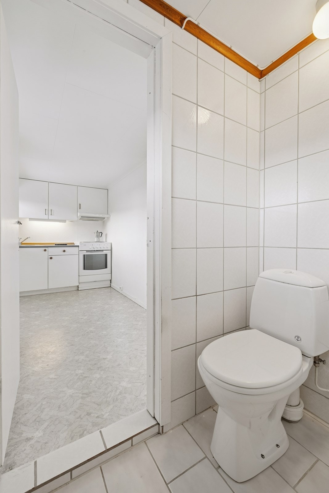 Baderom i sokkeletasjen. Galleribilde