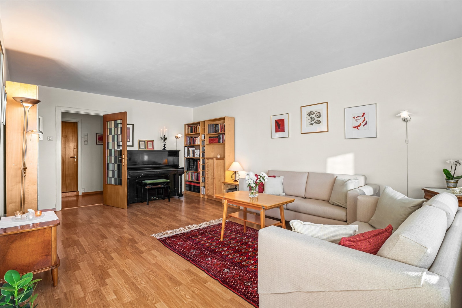 Stue - Den gode planløsning gjør det enkelt å innrede etter ønske og behov. Galleribilde