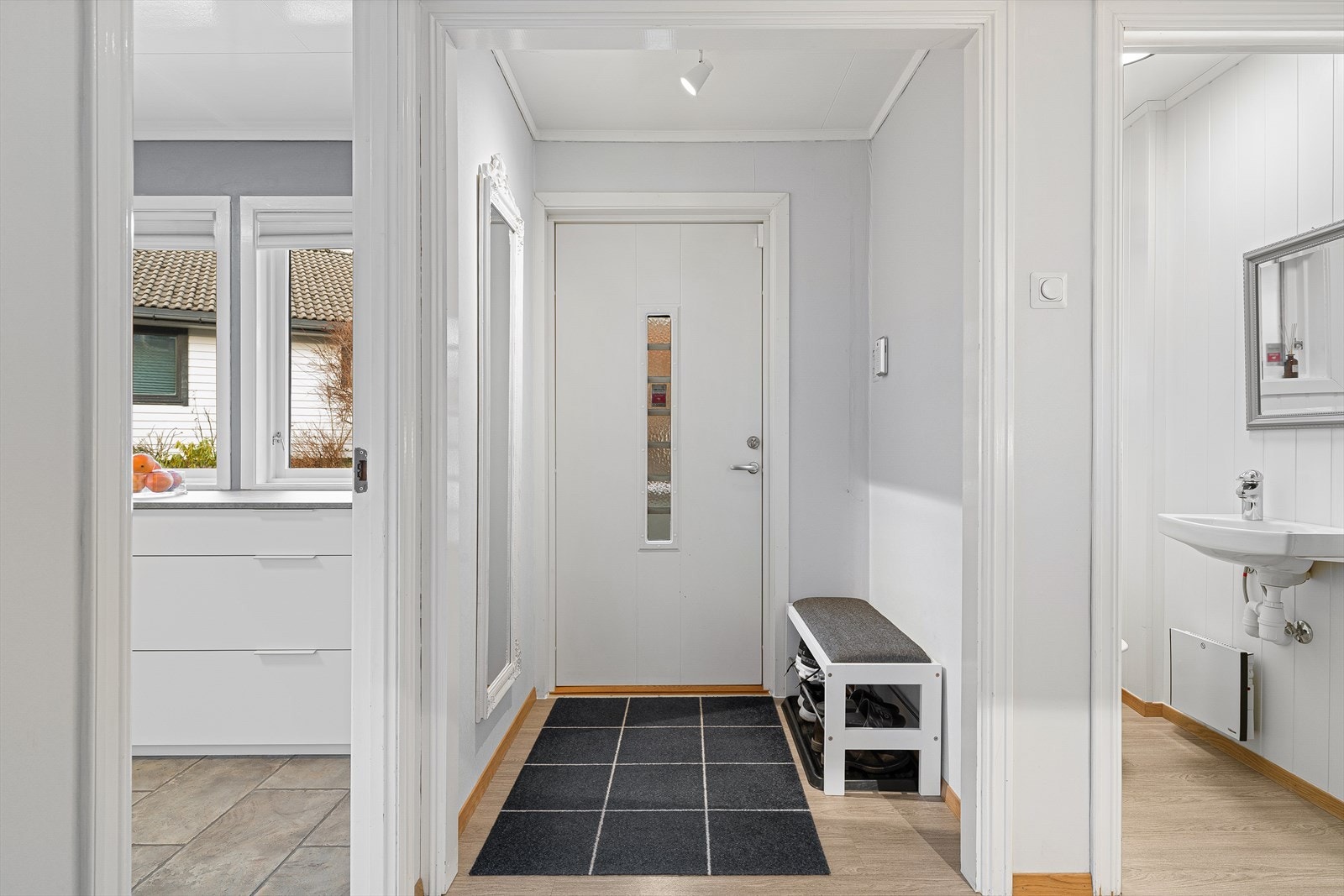 Entre/gang. Galleribilde