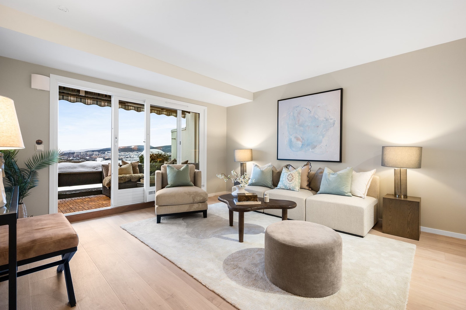 Morten Frølich v/Krogsveen Hasle har gleden av å presentere Kløfterhagen 9B. Foto: Peter Futo / Cool pics AS Galleribilde