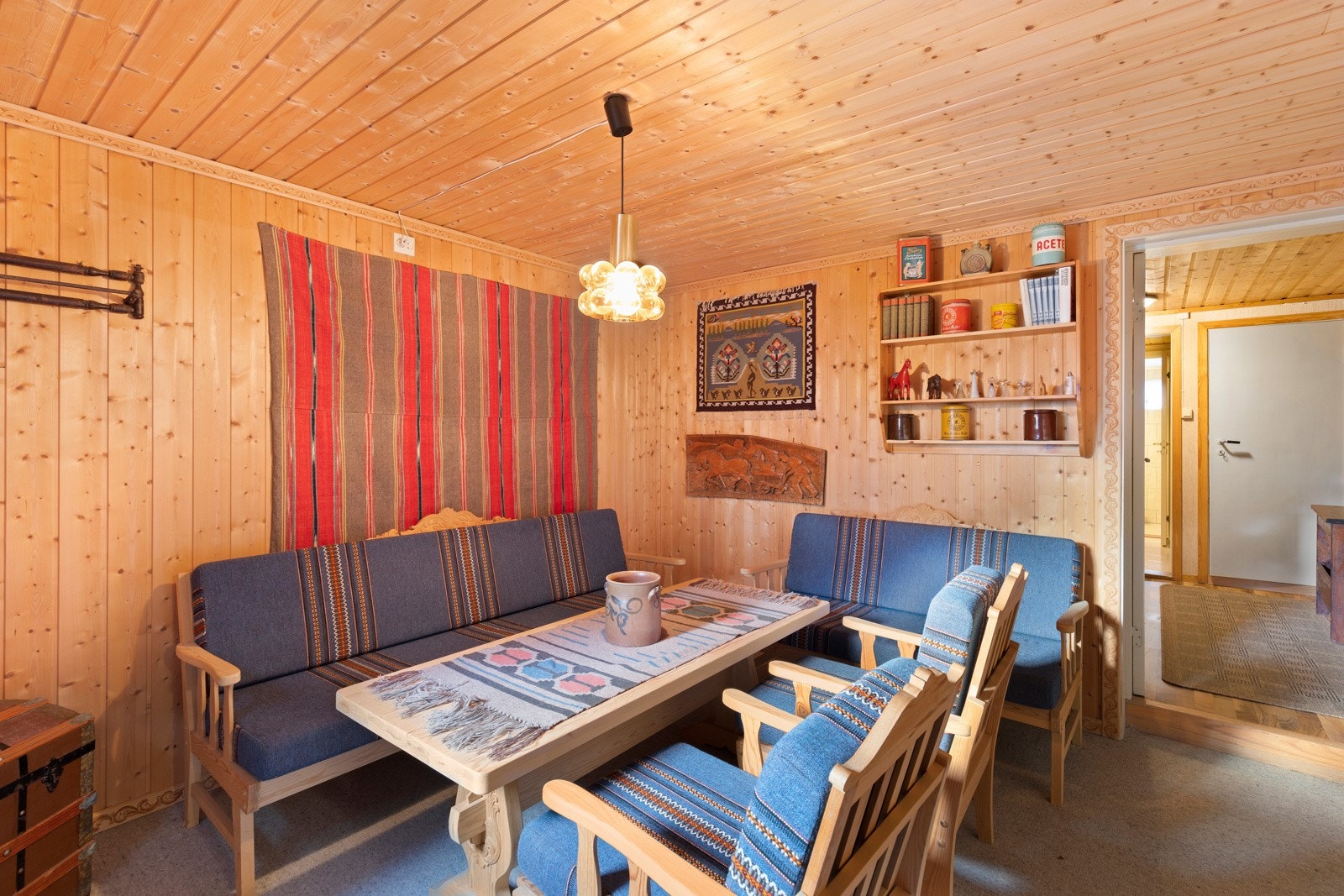 Soverom/stue. Galleribilde