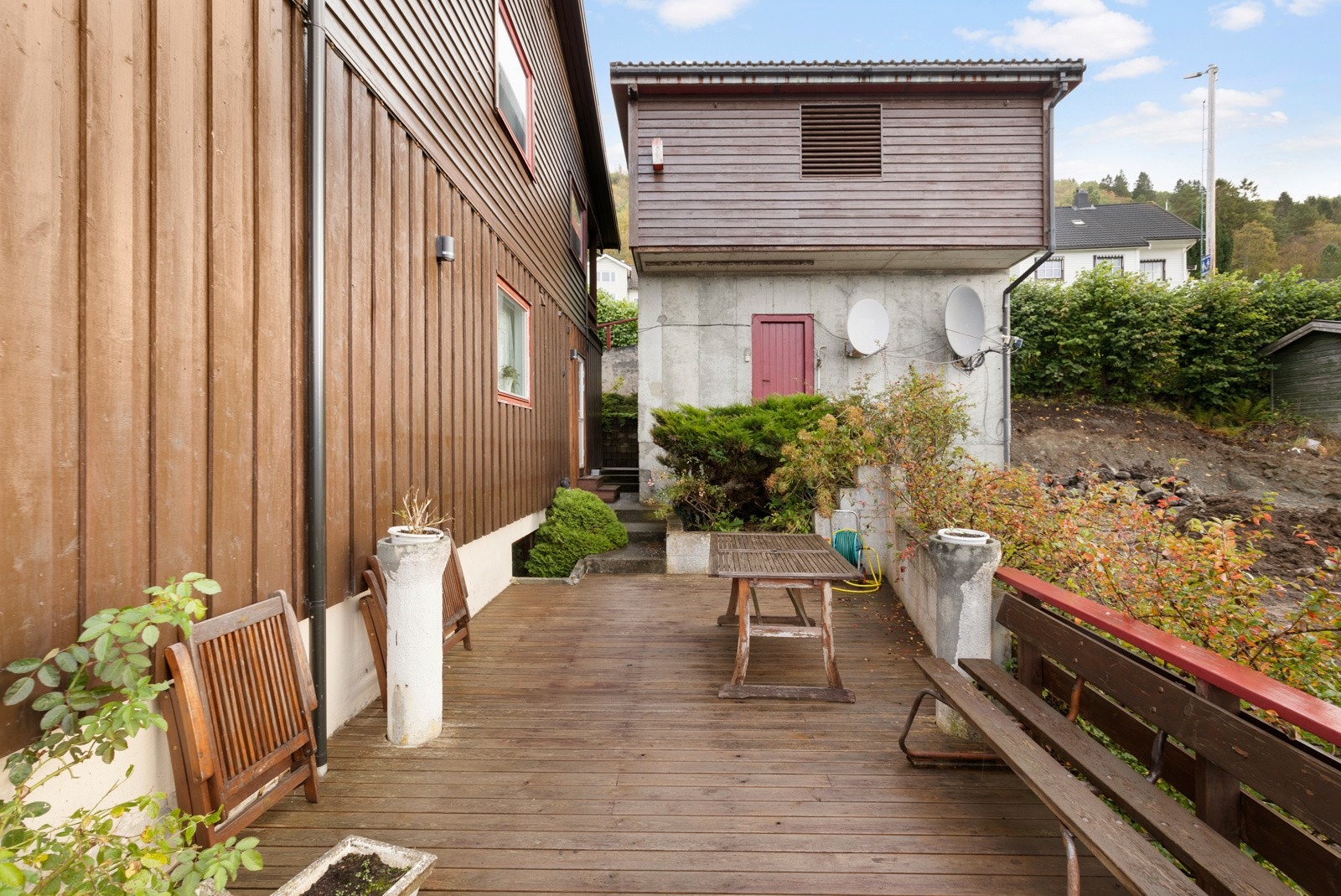 Terrasse mot sørøst. Galleribilde