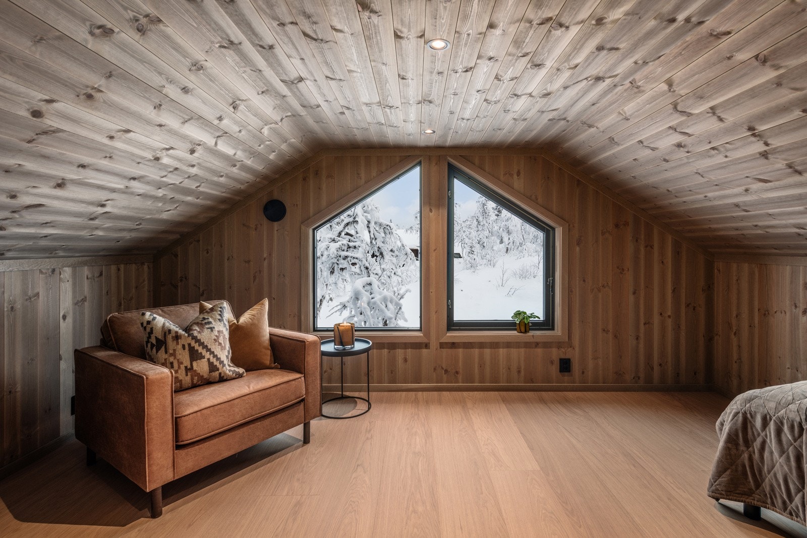 I tillegg til soverom, kan det store rommet brukes som kontor, oppholdsrom mv. Galleribilde