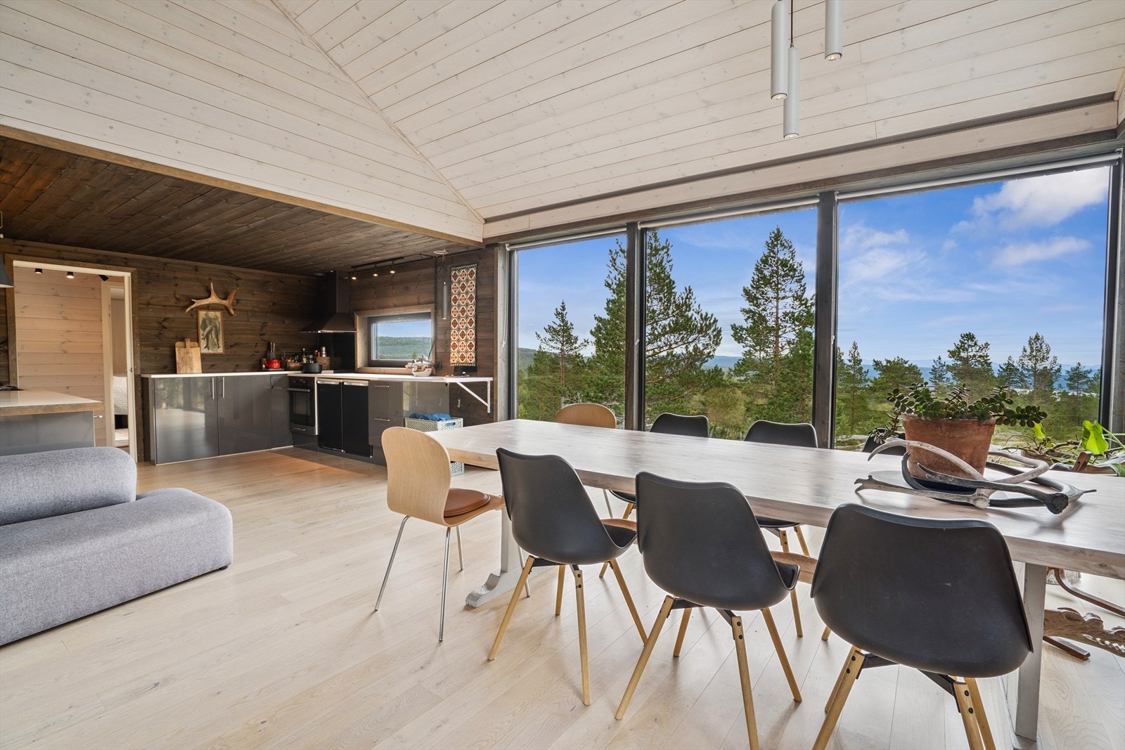 Spiseplass med naturen tett på! Galleribilde