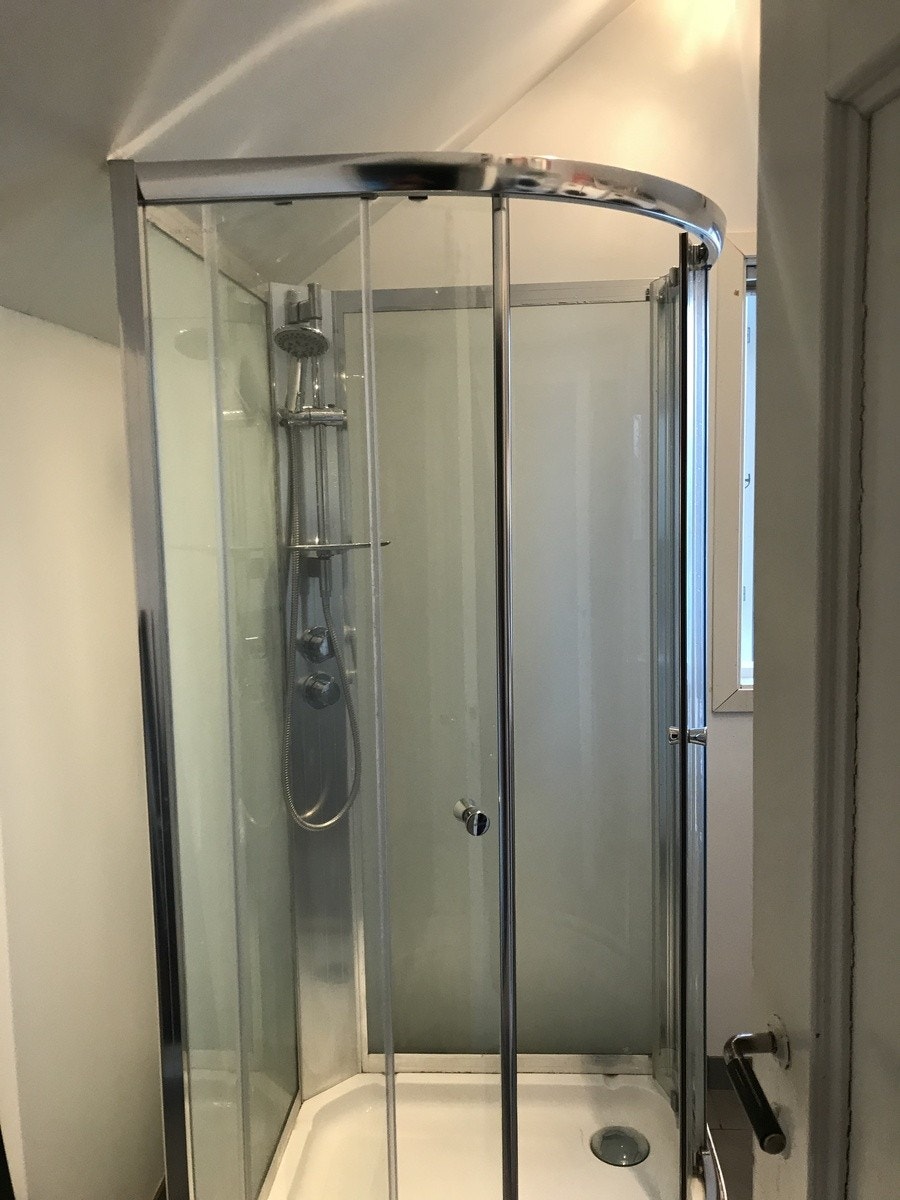 Dusj Leilighet 2. etasje Galleribilde