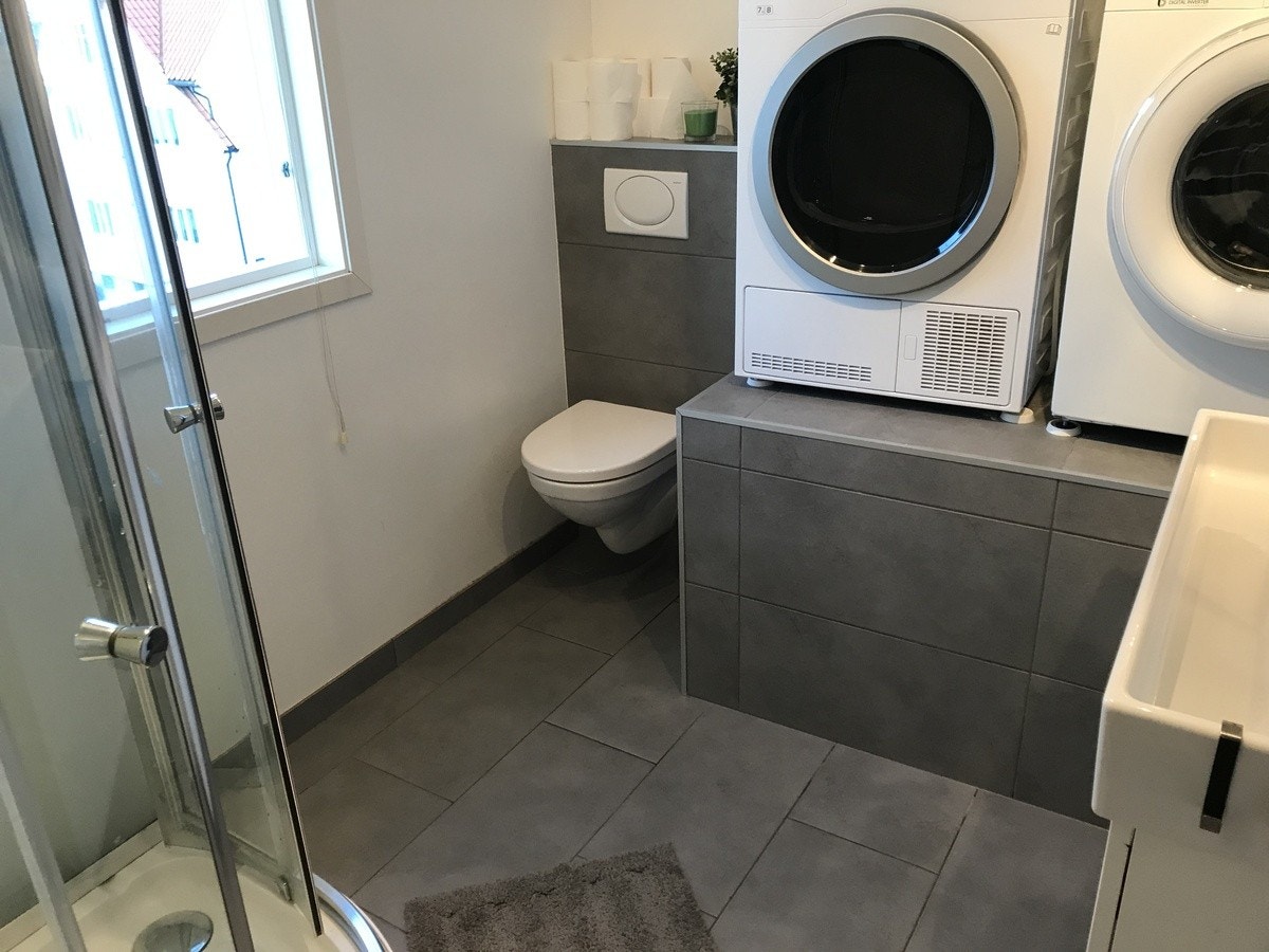 Bad Leilighet 2. etasje Galleribilde