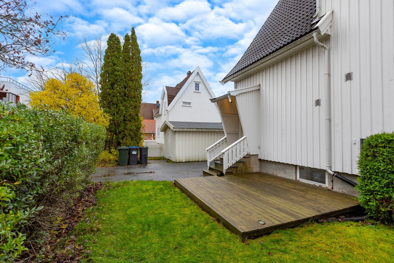 Terrasse benyttet av denne andelen. Utebod. Galleribilde