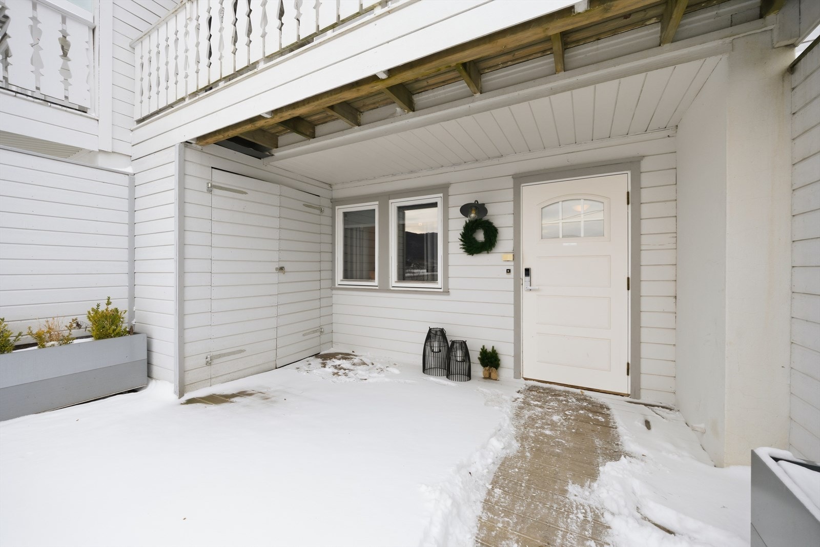 Velkommen hjem! Takoverbygget inngangsparti Galleribilde