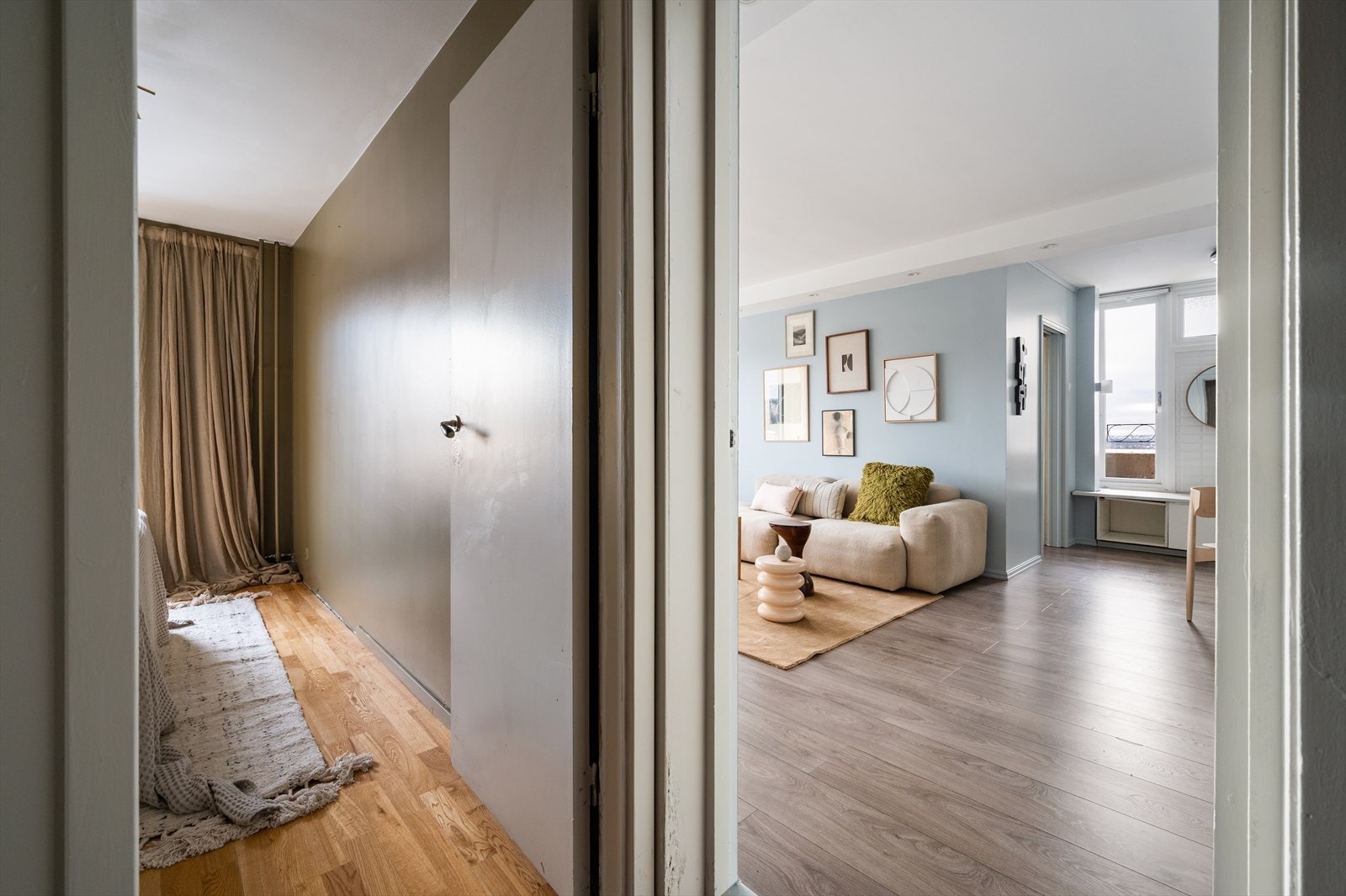 Mellomgang. Galleribilde