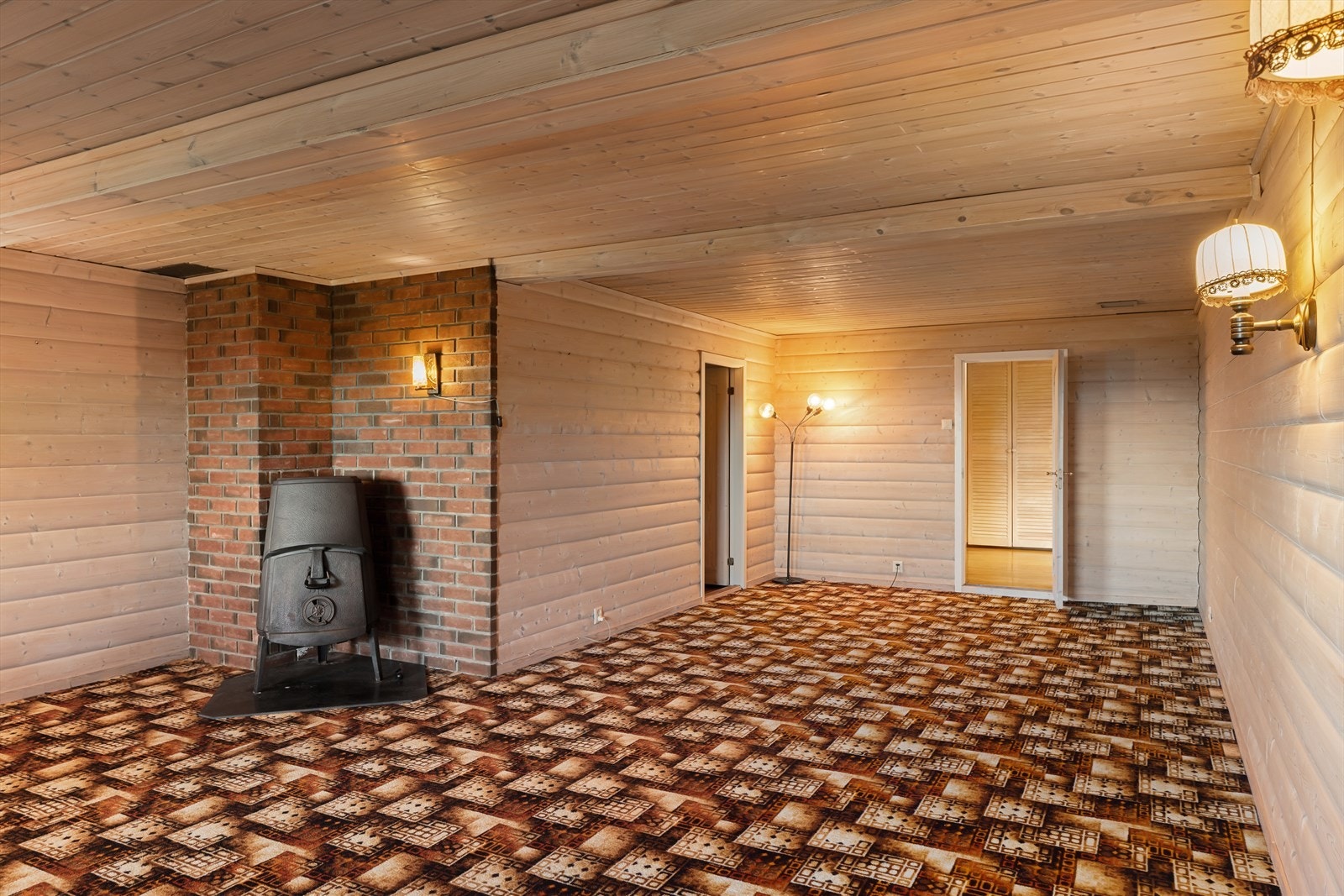 Underetasje - Kjellerstue (Ikke byggemeldt/søkt om innredning) Galleribilde