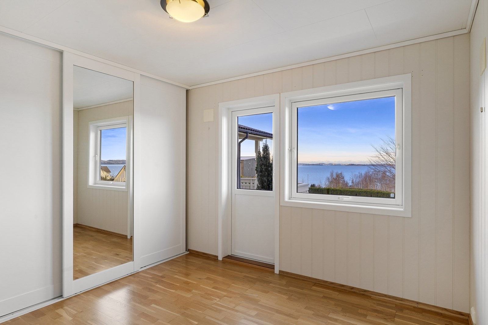 1. etasje - Soverom 1 Galleribilde