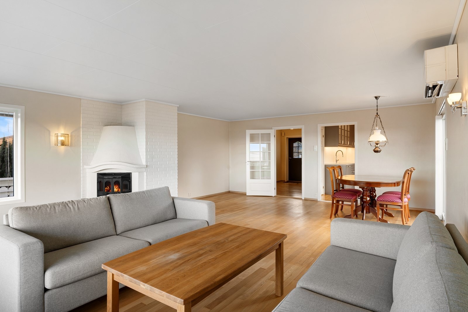 1. etasje - Stue Galleribilde