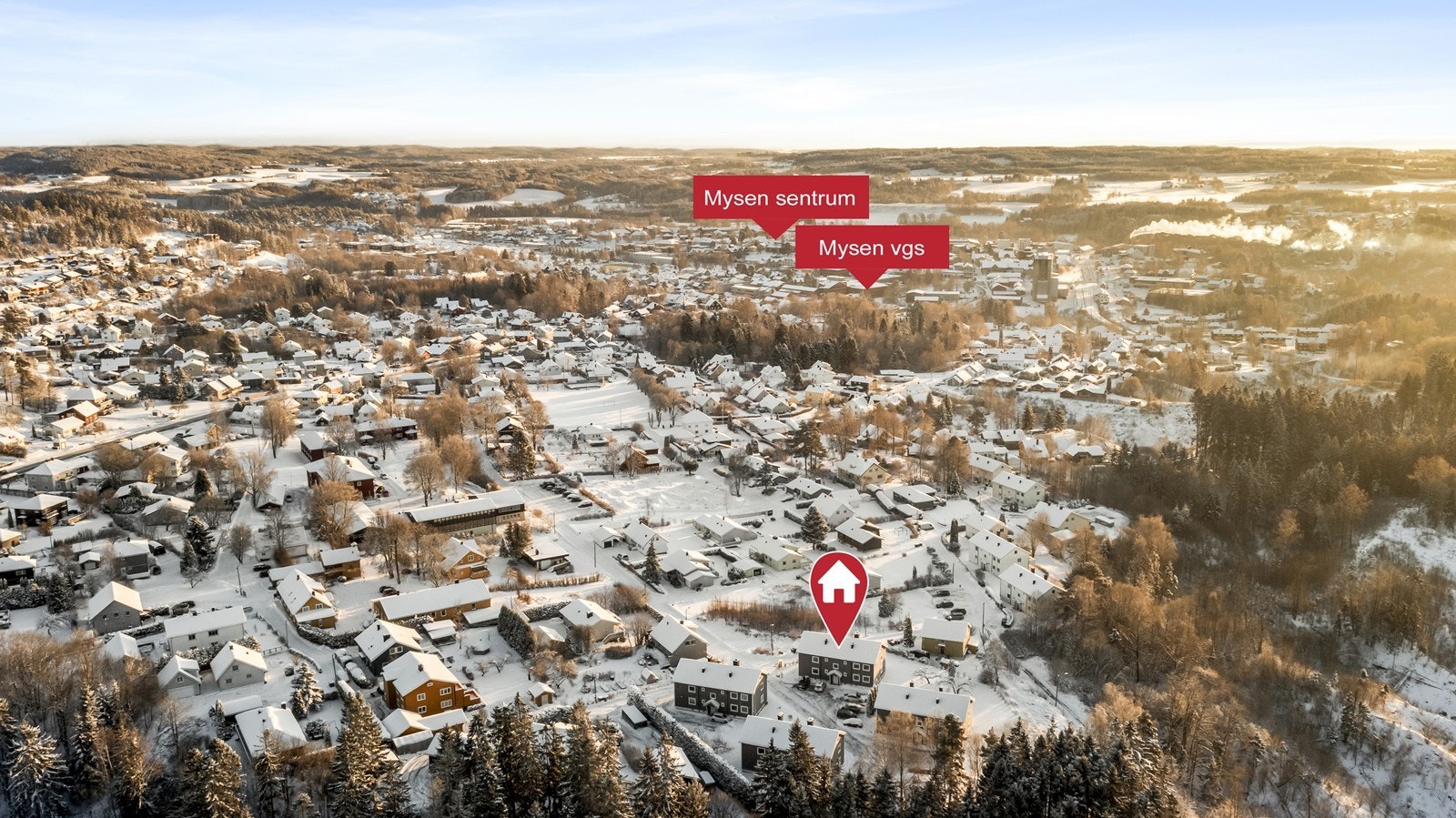 Eiendommen ligger i et rolig område med kort vei til Mysen sentrum. Galleribilde